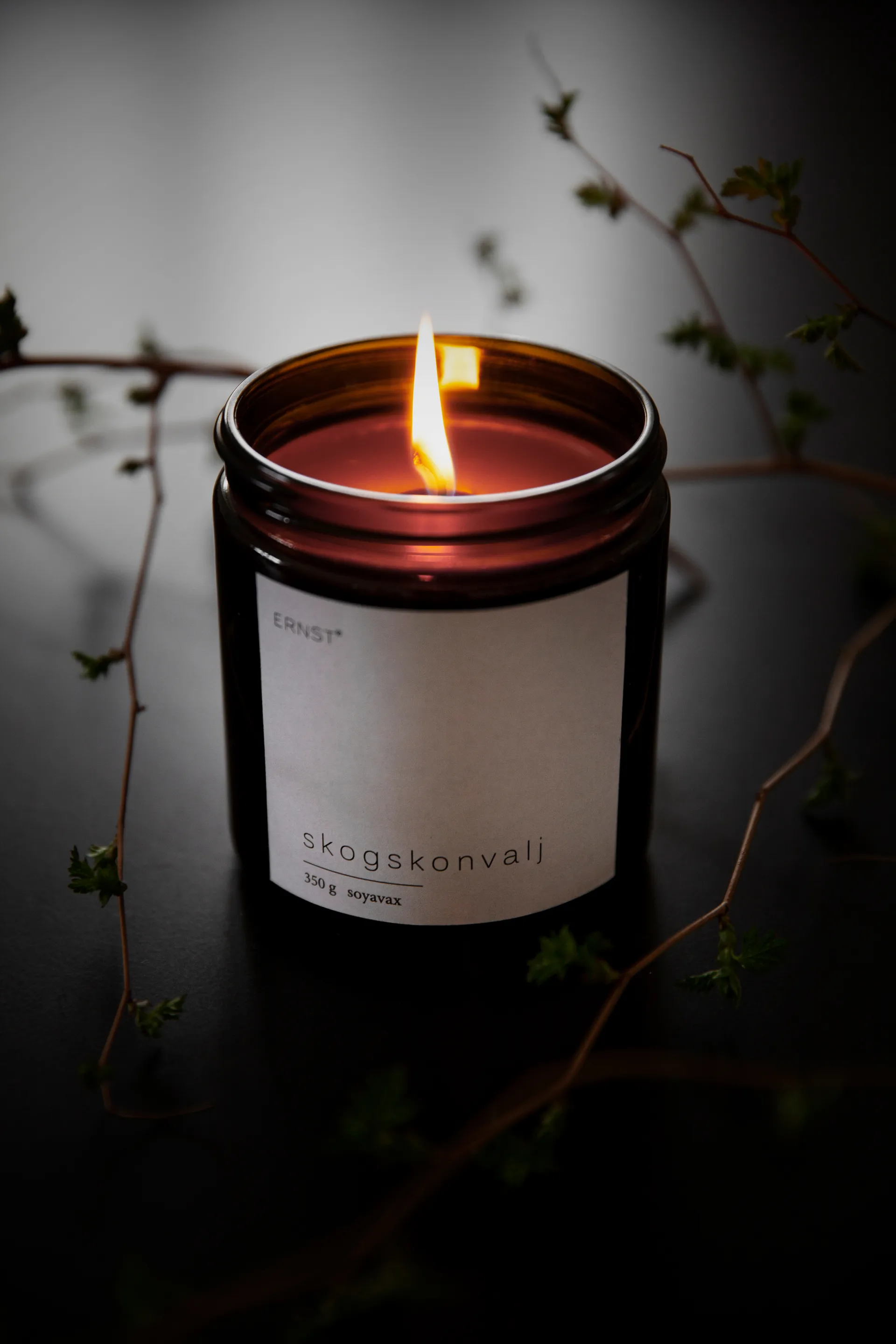 Candela profumata in vetro con coperchio Ernst Ø7,2 cm, Forest lily ERNST