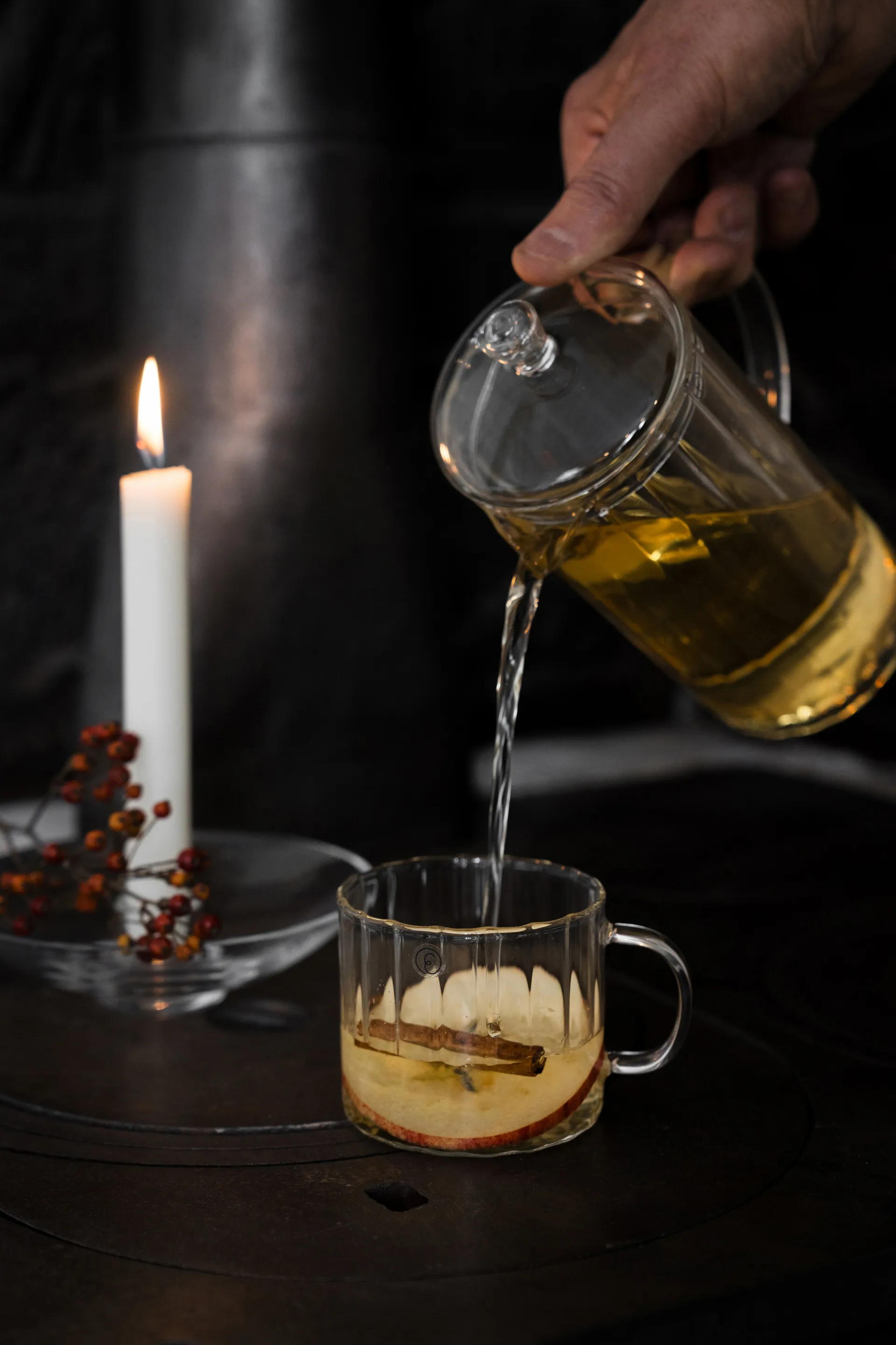 Caraffa in vetro scanalata Ernst 1 L, Trasparente ERNST