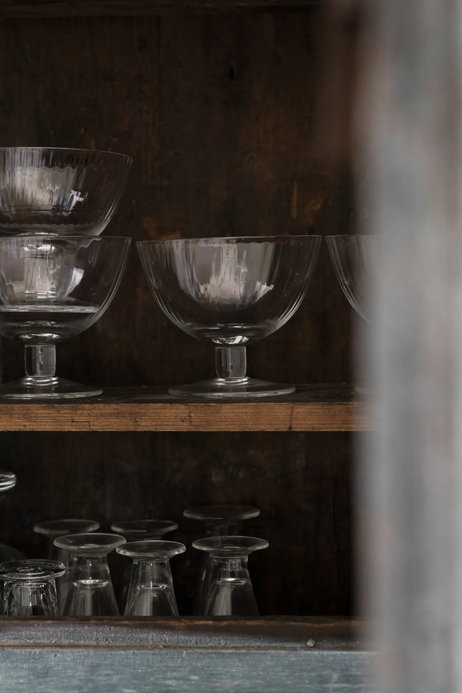 Ciotola di vetro su piede Ernst, confezione da 2, Ø10,7 cm ERNST