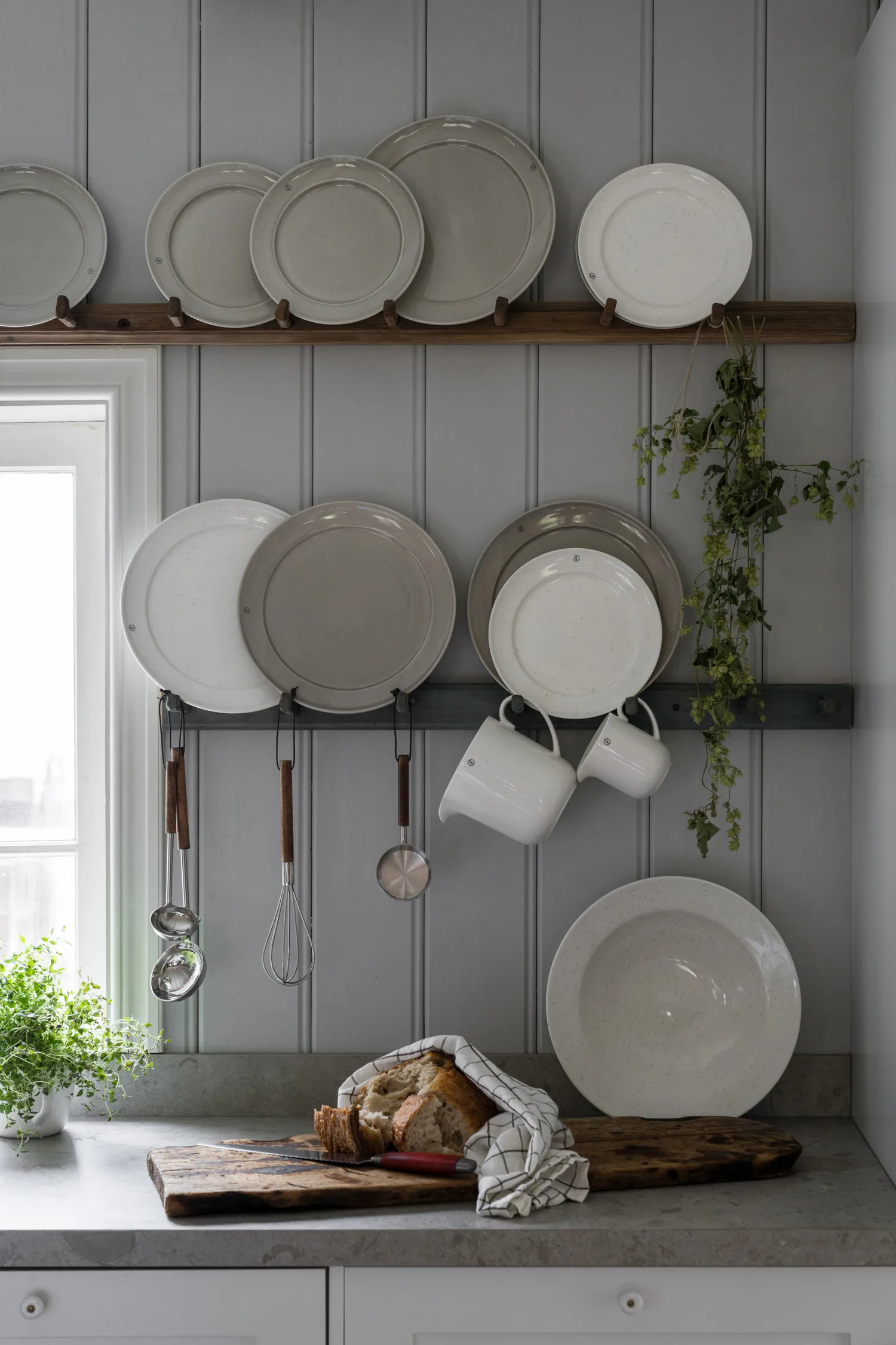 Mestolo per zuppa con manico in legno Ernst, Marrone scuro ERNST