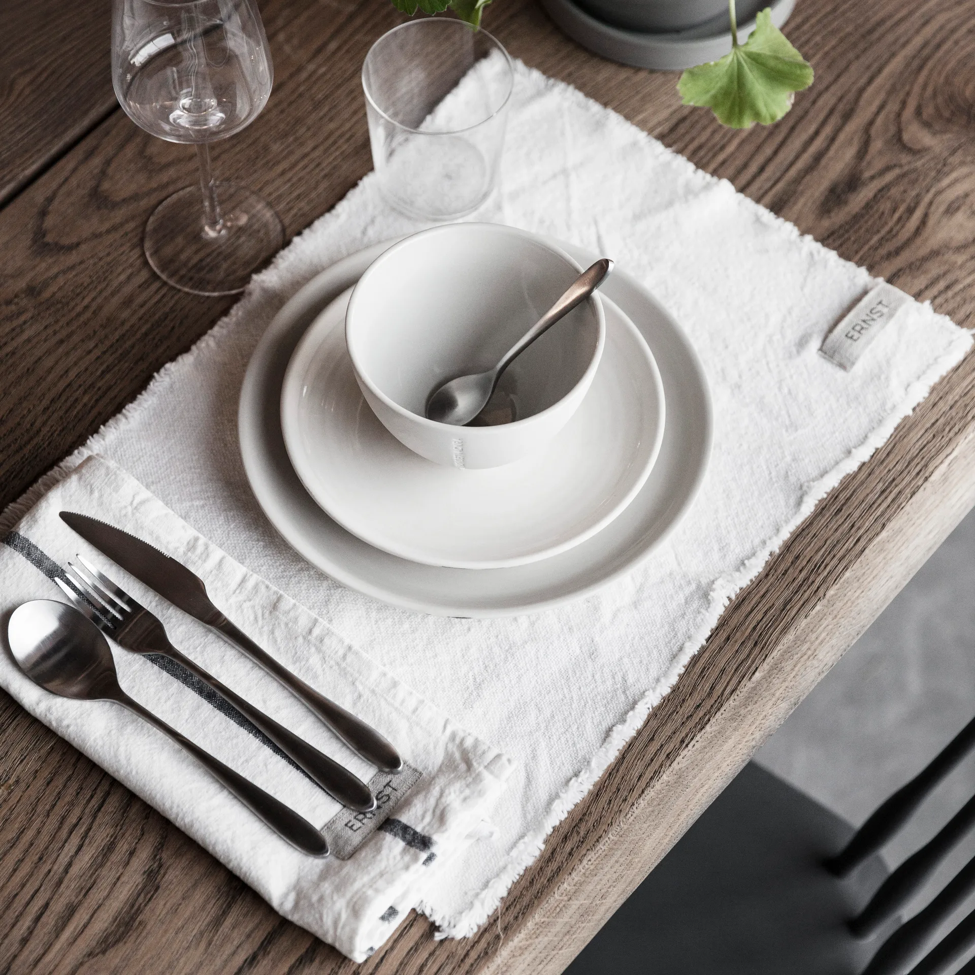 Piatto Ernst in gres 26 cm, bianco ERNST