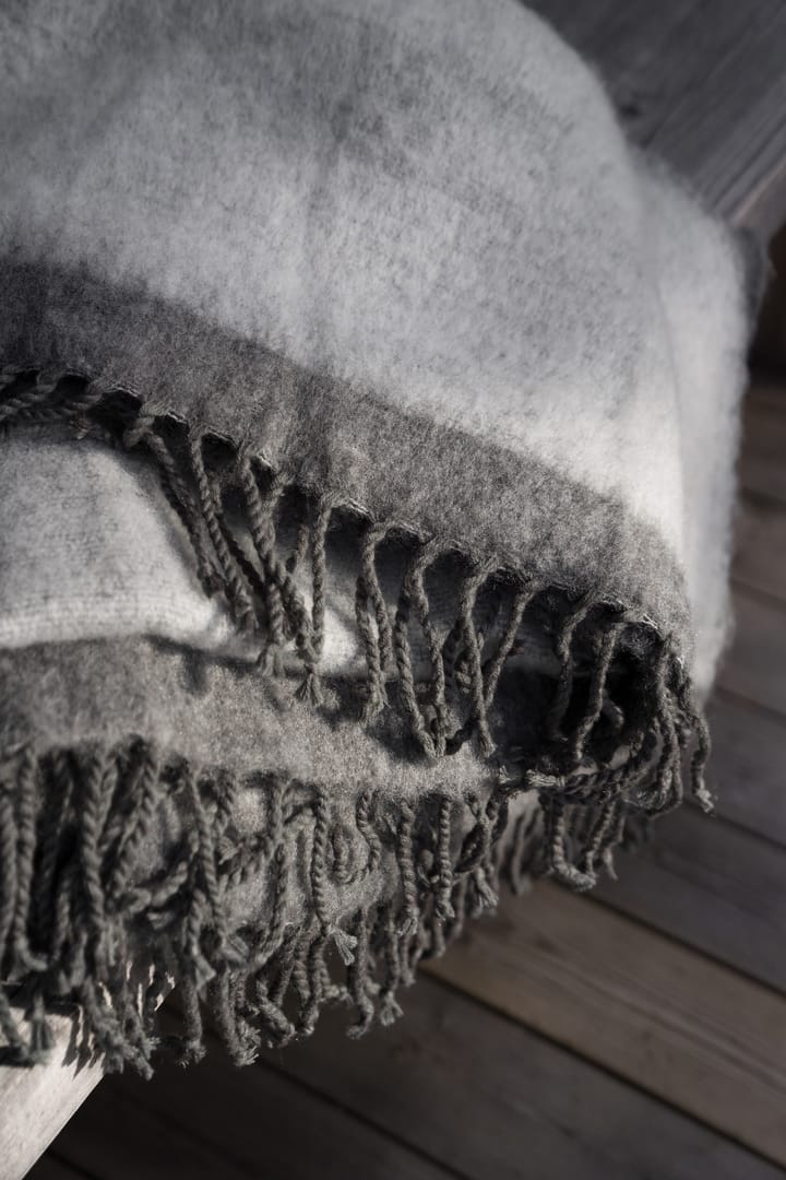 Plaid Ernst con frange 130x170 cm, Grigio scuro-bianco ERNST