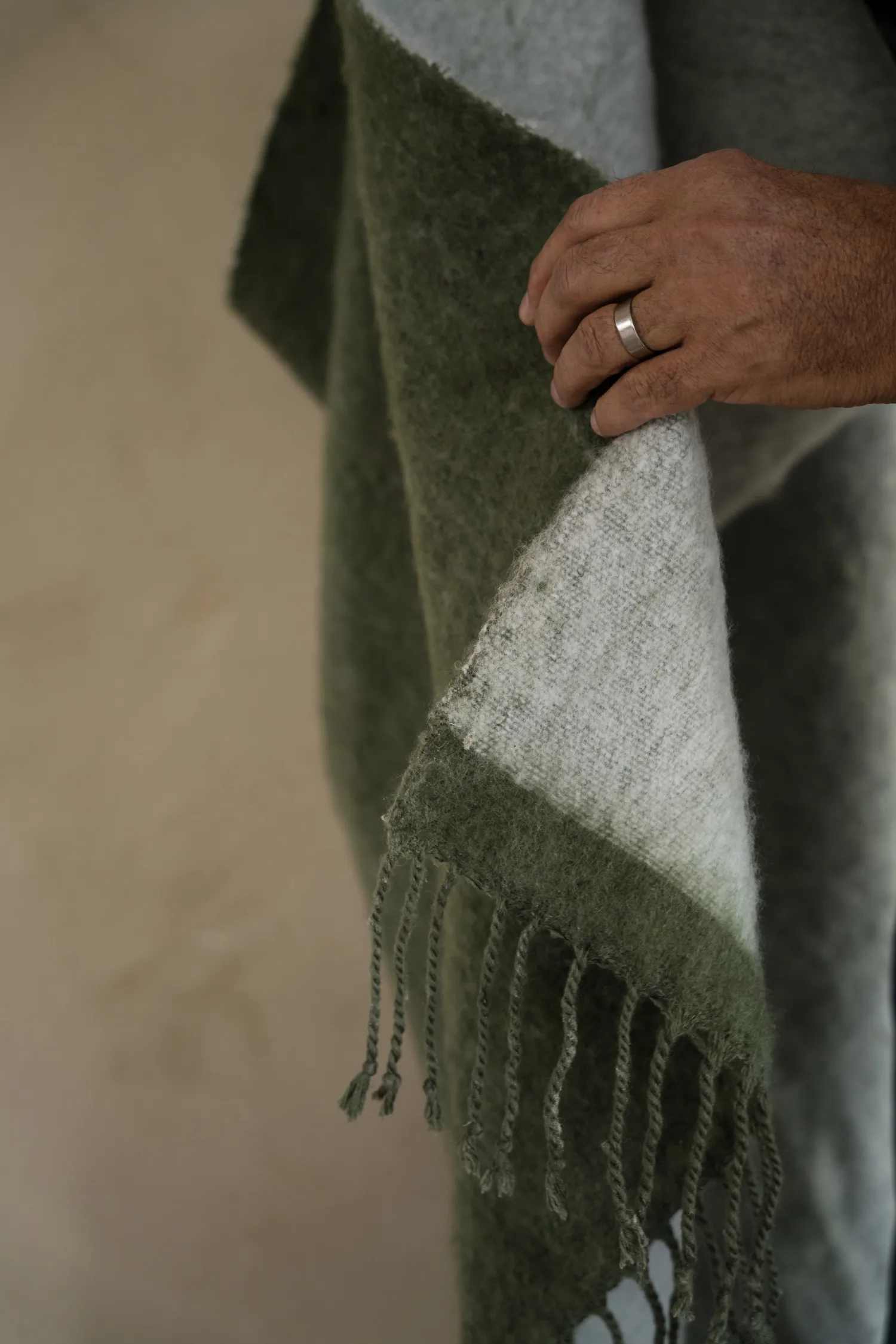 Plaid Ernst con frange 130x170 cm, Verde-bianco ERNST