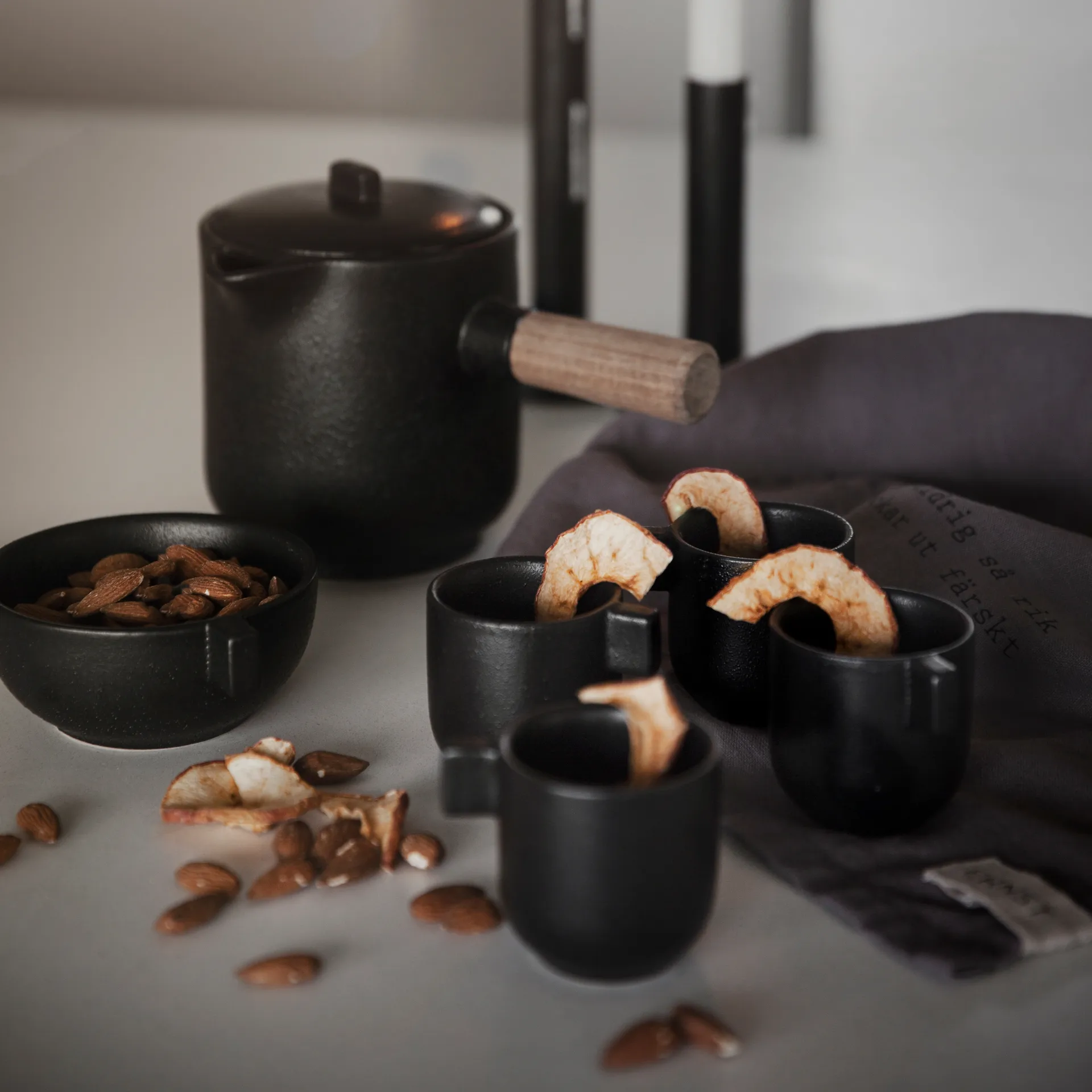 Tazza per vin brulé Ernst con manico 6 cm, nero ERNST