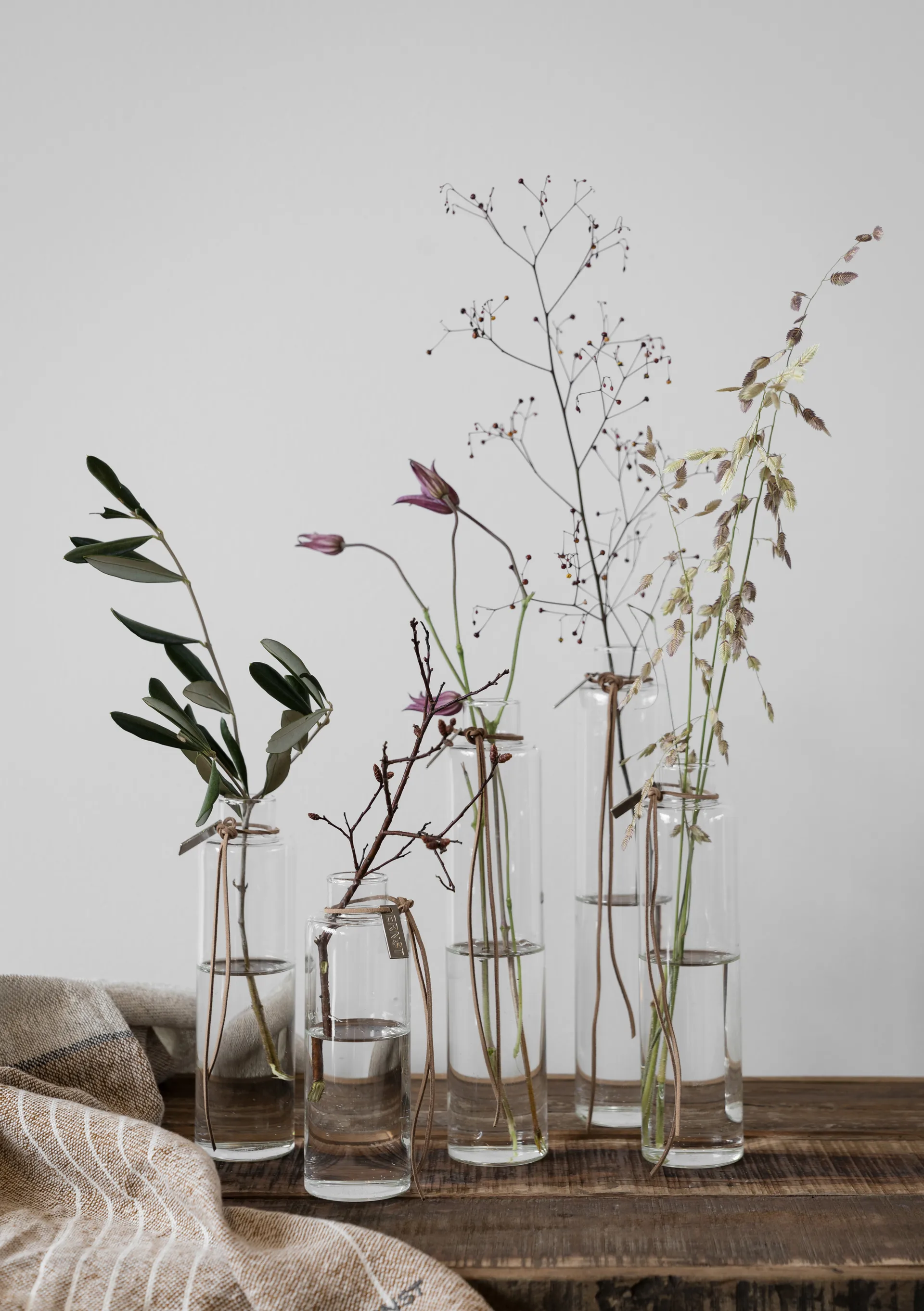 Vaso in vetro Ernst Ø5 cm, H 15 cm ERNST