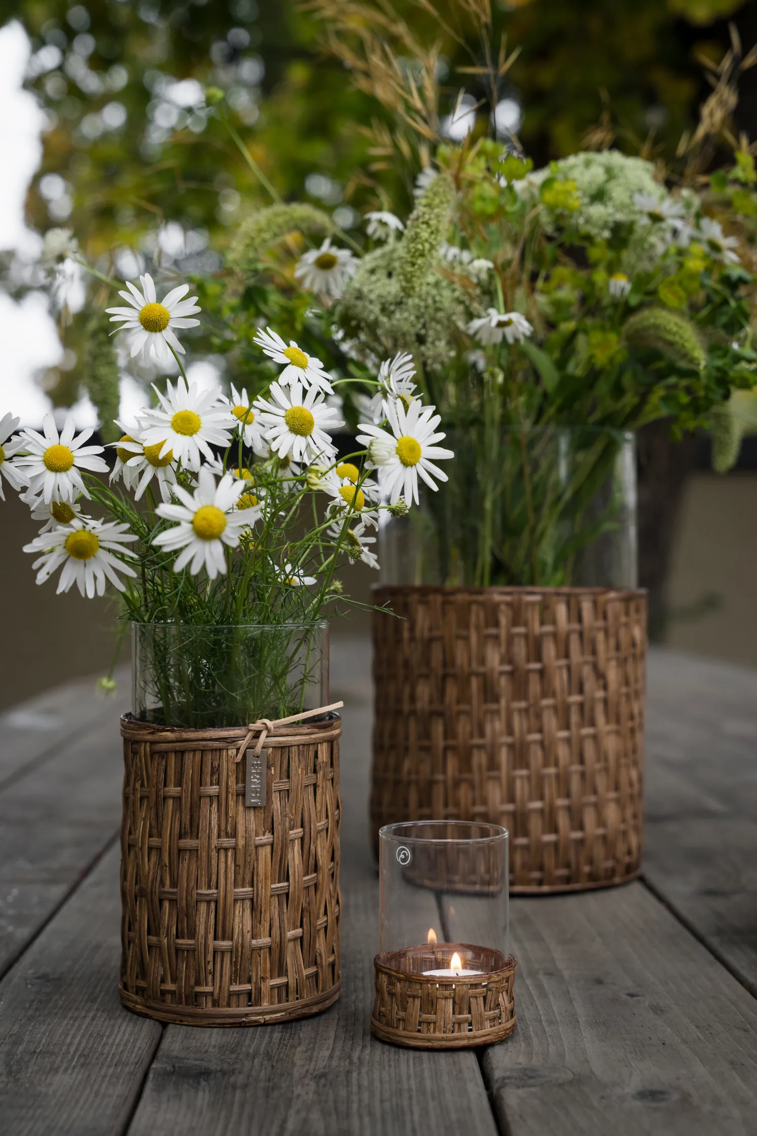 Vaso/portacandela Ernst in cestino, Marrone scuro, Ø18x30 cm ERNST
