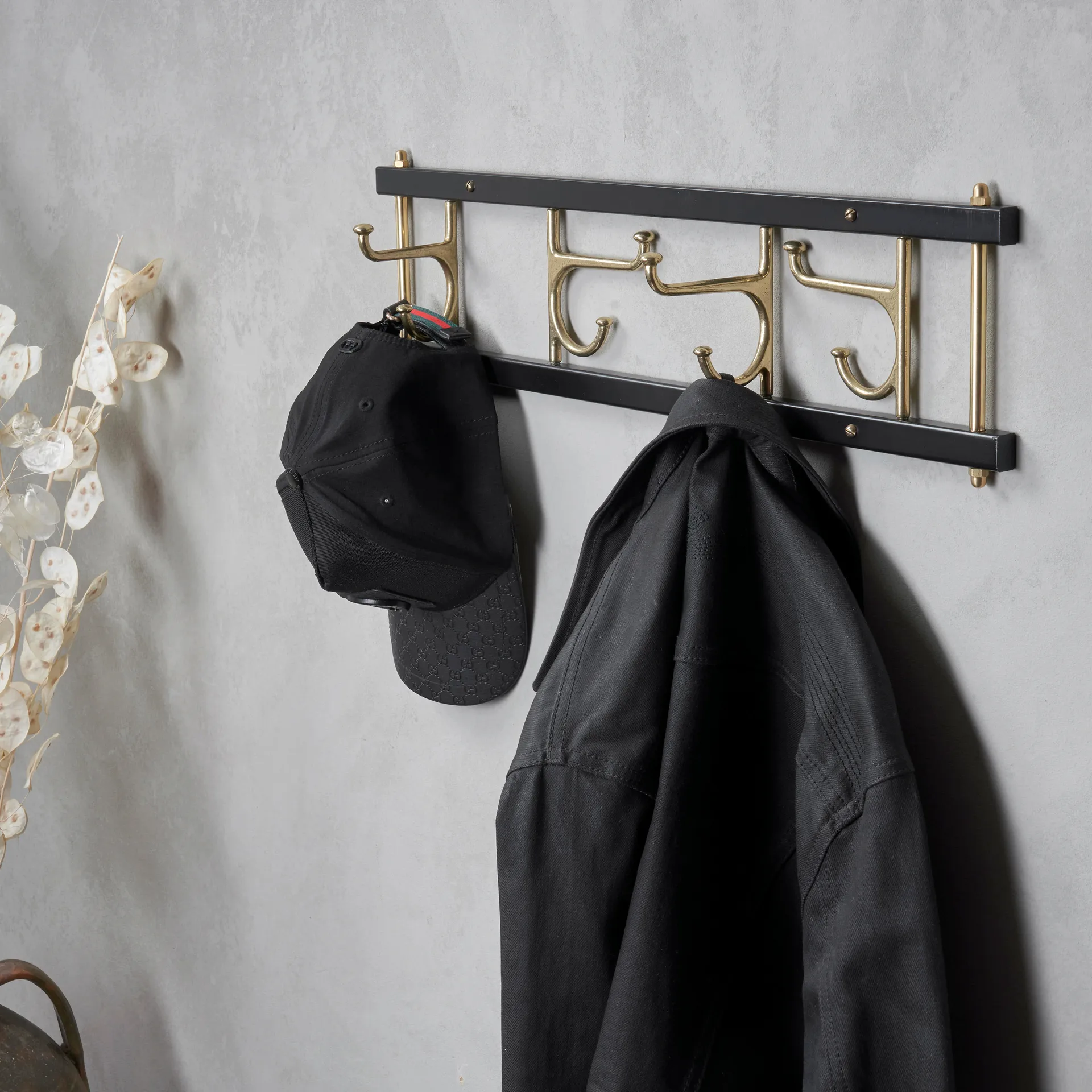 Appendiabiti Dekorativ Maxi 4, nero-ottone Essem Design