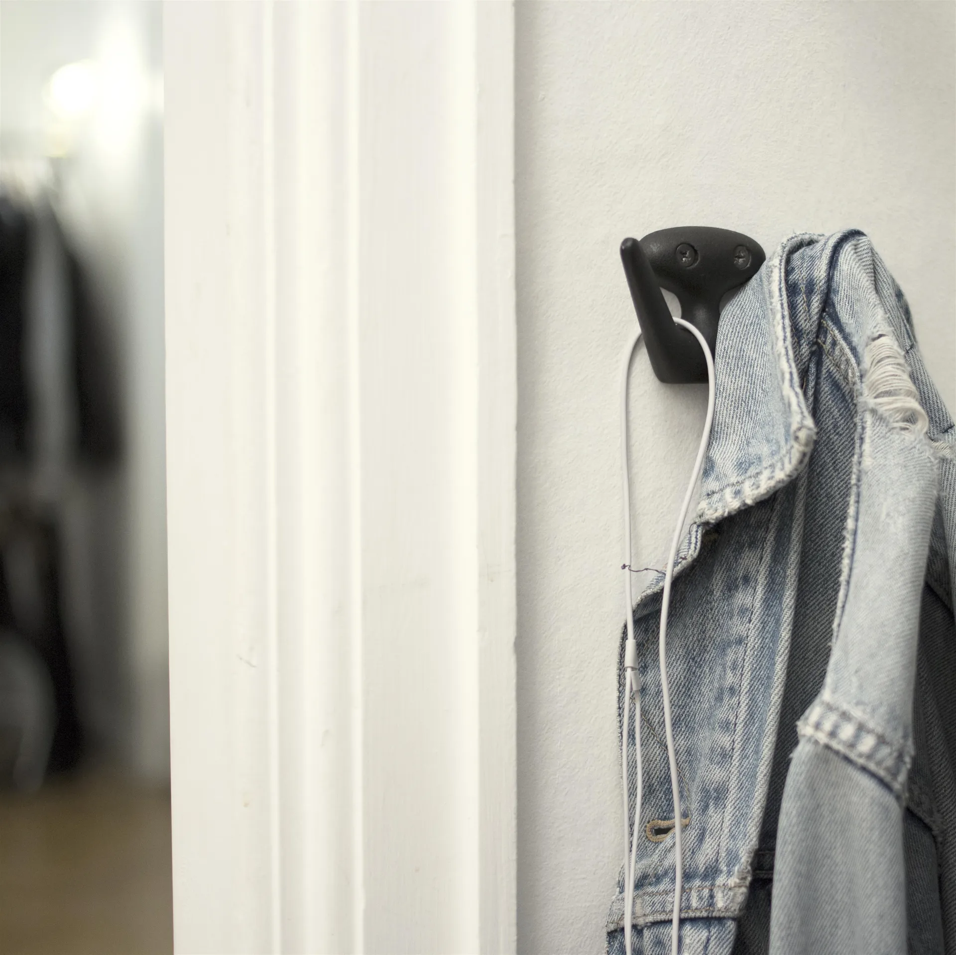 Gancio Mama, struttura nera Essem Design