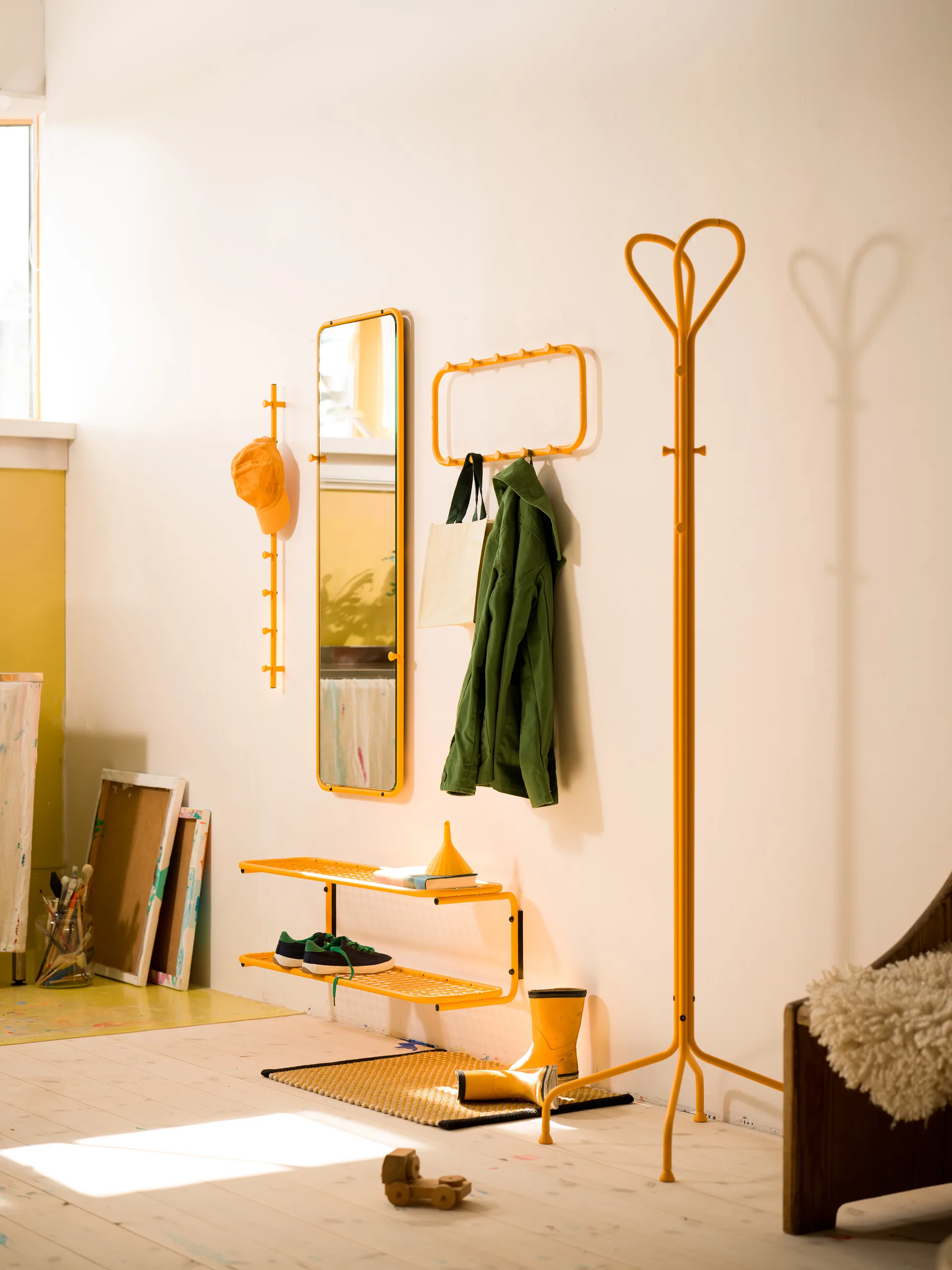 Pannello appendiabiti Classic 100 cm, Giallo sole Essem Design