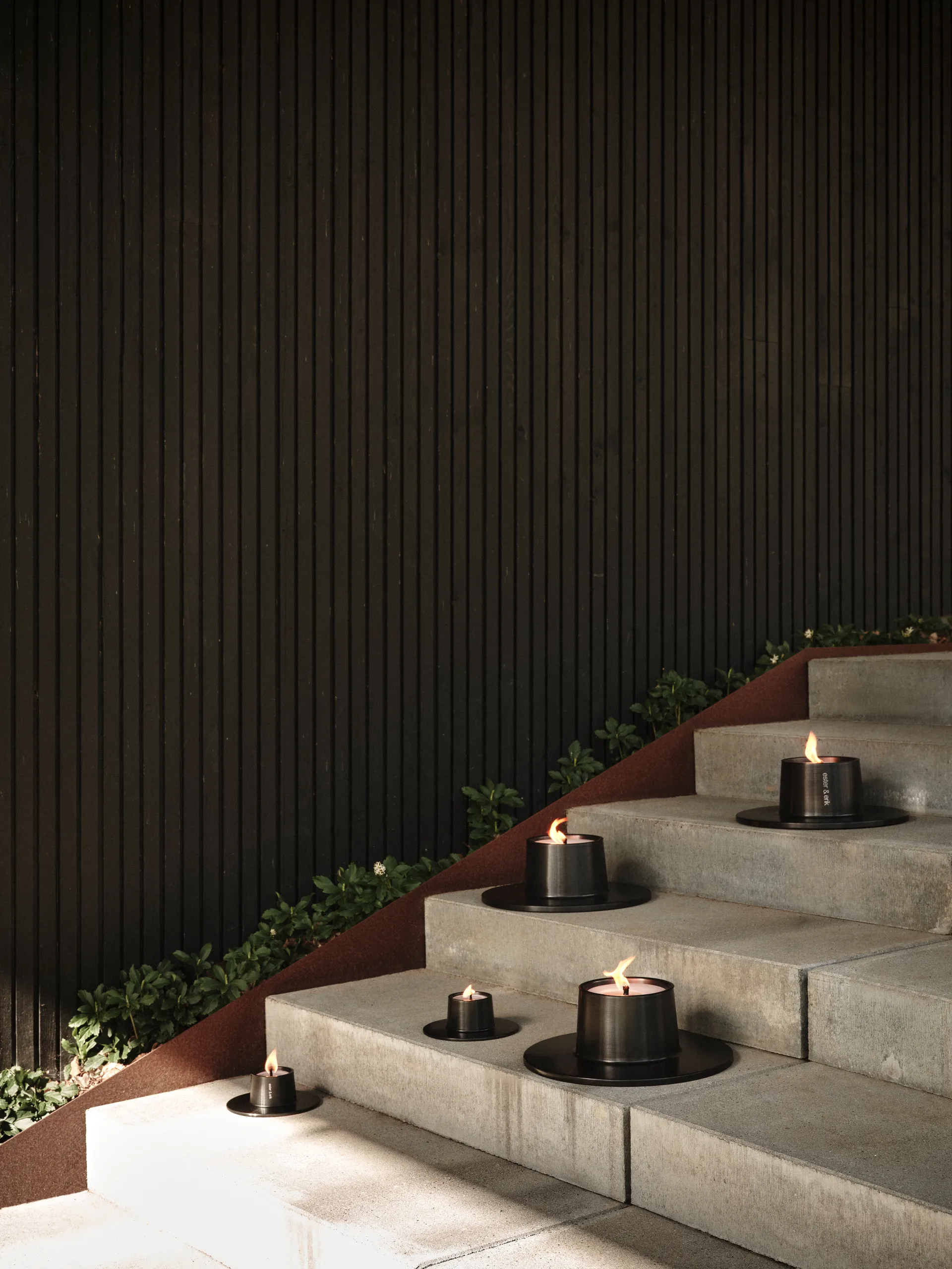 Portacandela da esterno grande ester & erik 32,3 cm, Nero ester & erik