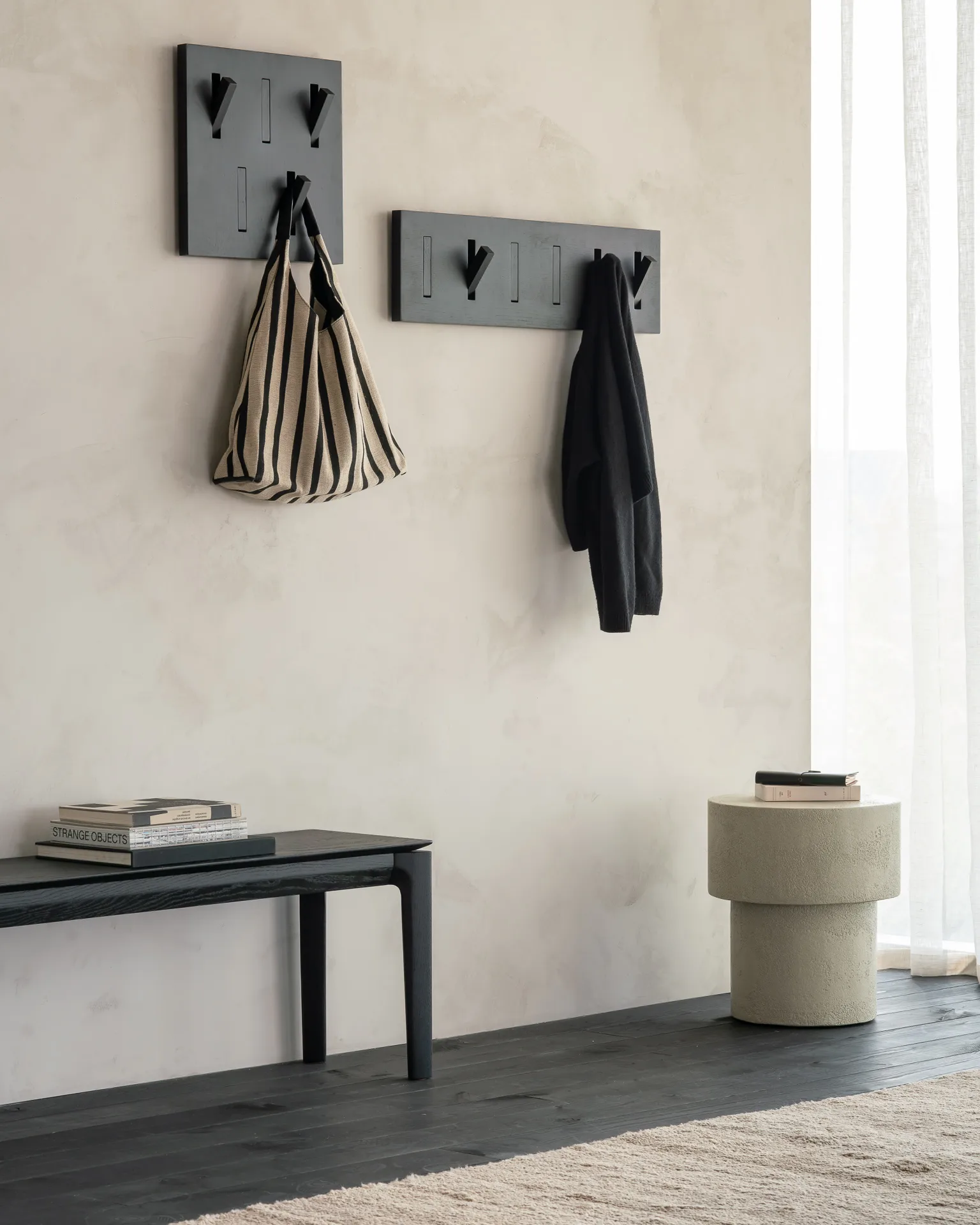 Appendiabiti da parete Utilitile , Rovere laccato-black-large Ethnicraft