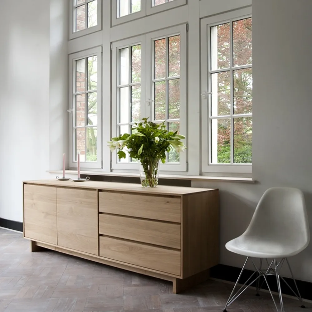 Comò Wave, Rovere oliato cera 2 ante 3 cassetti Ethnicraft