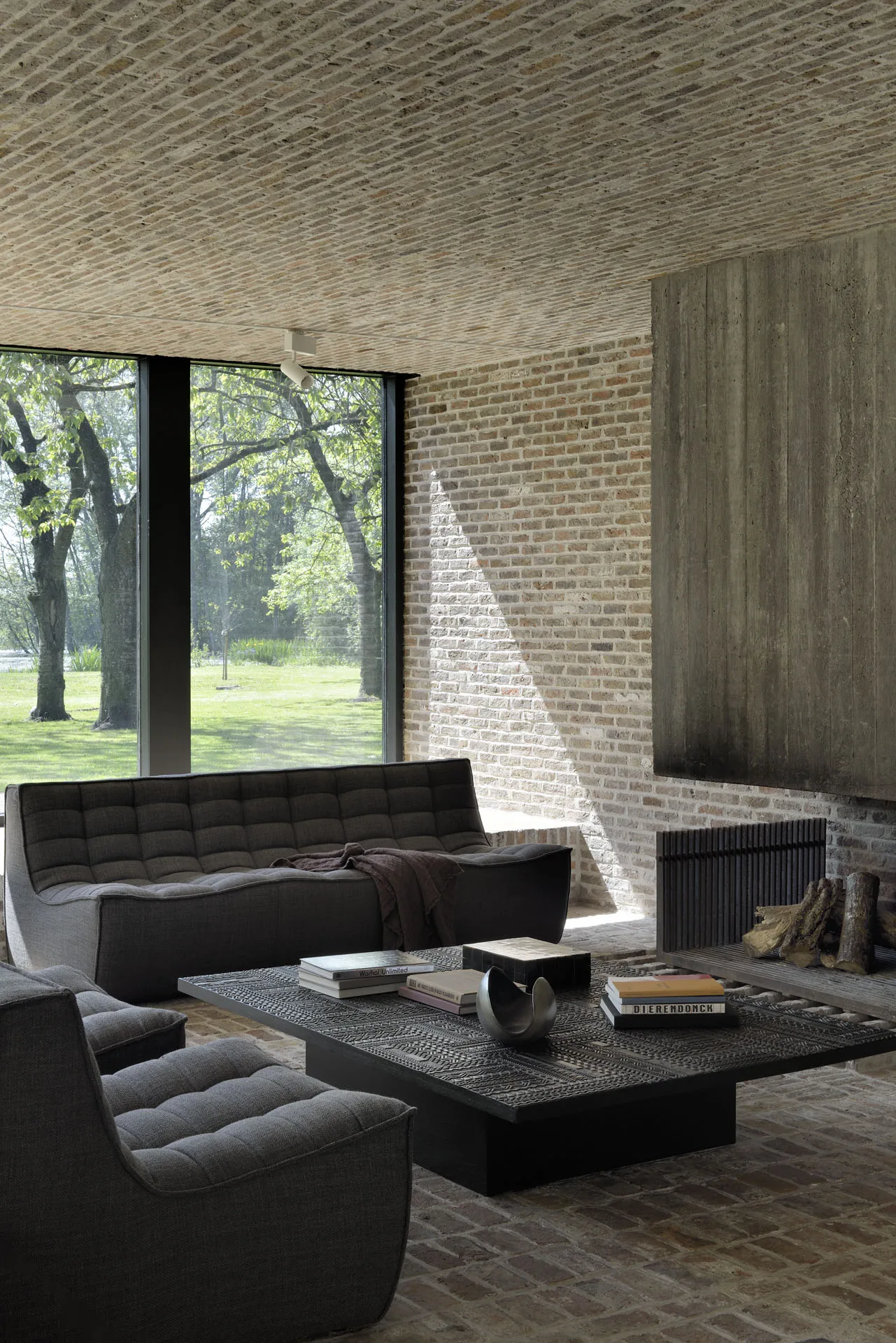 Divano N701 a 3 posti, Tessuto grigio scuro Ethnicraft