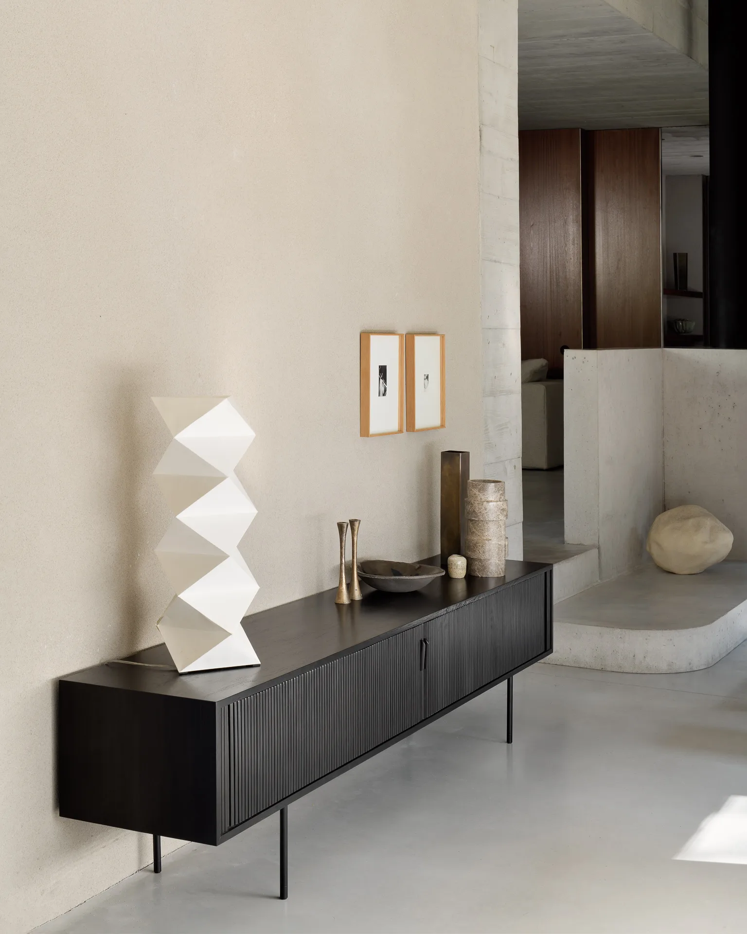 Mobile TV Roller Max , Laccato teak-nero-2 porte Ethnicraft