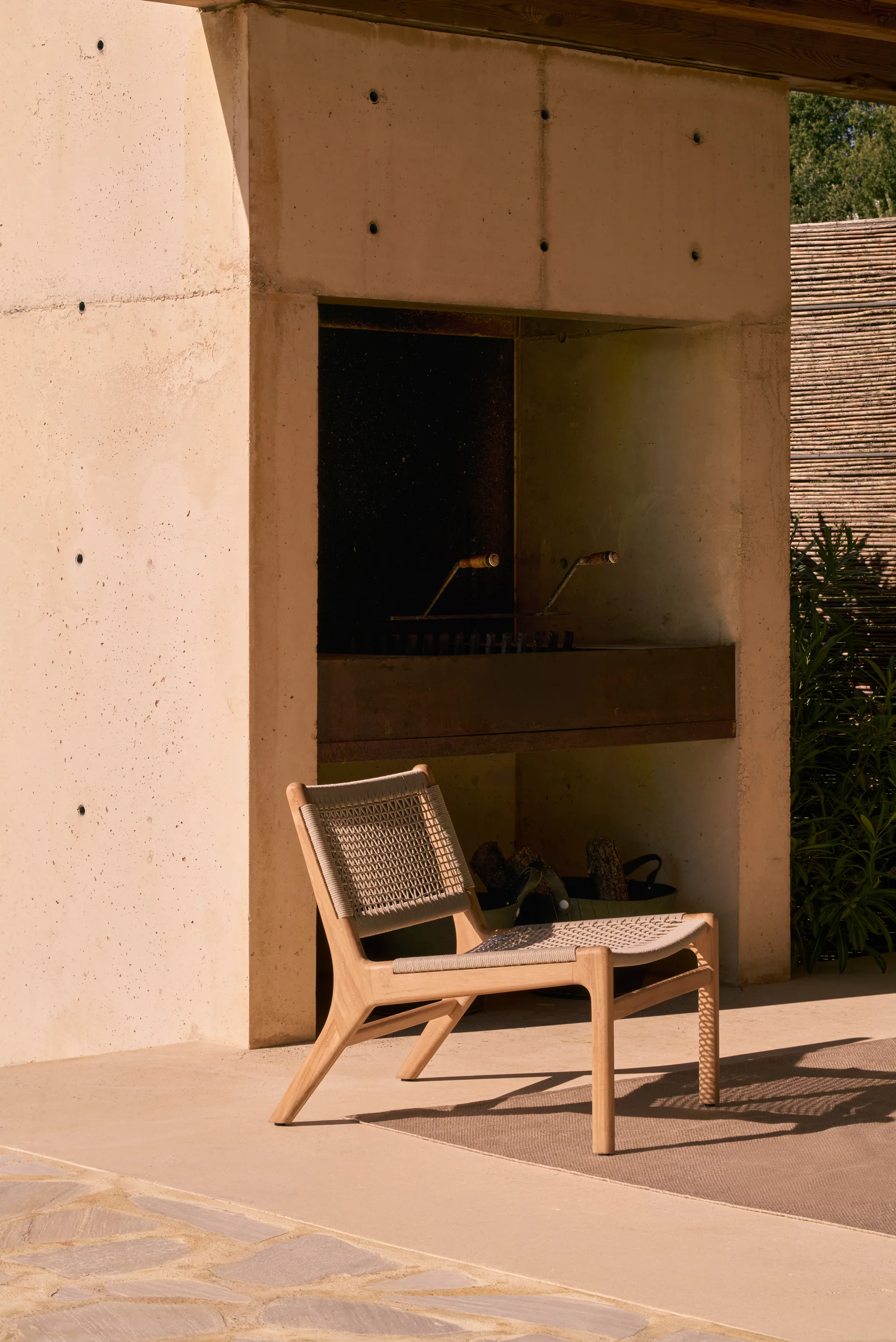 Poltrona lounge da esterno Jack in teak, Beige Ethnicraft