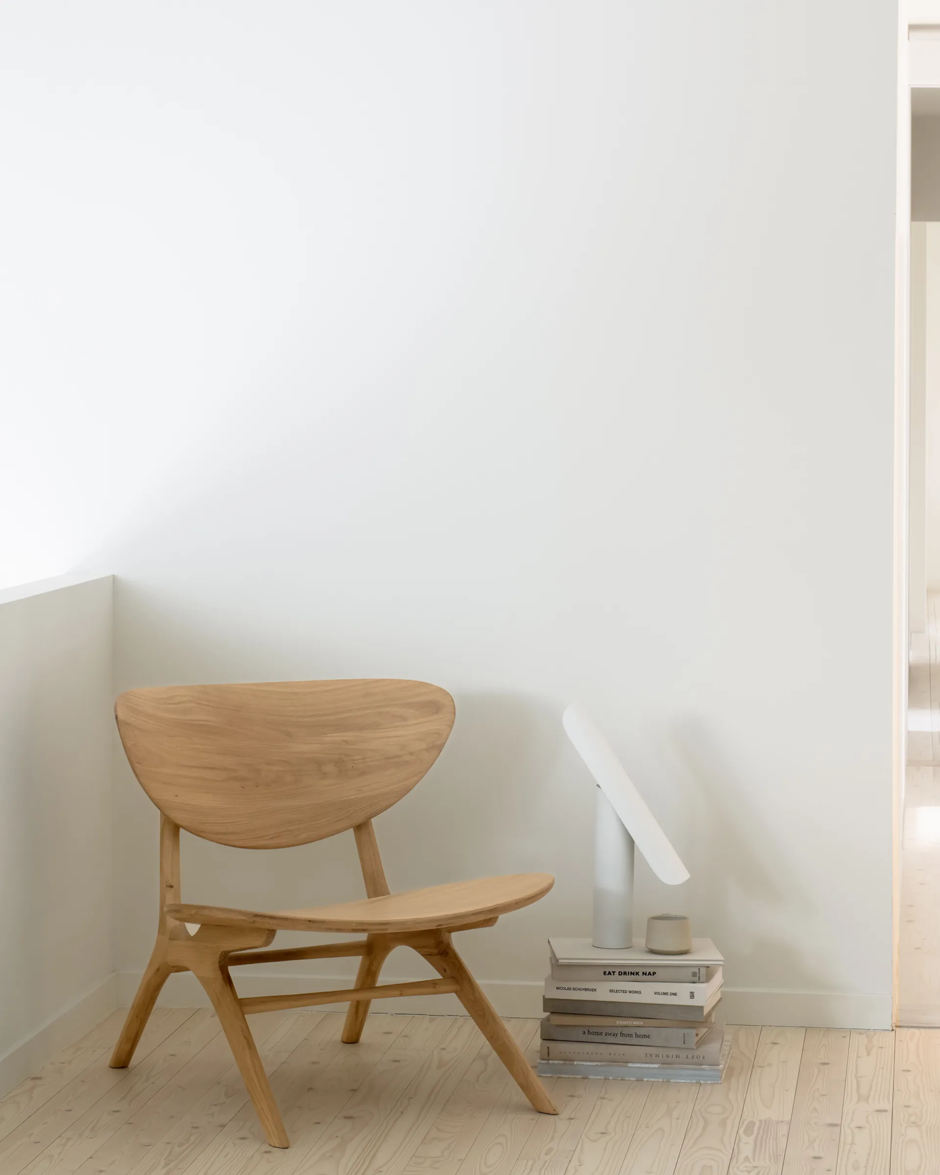 Poltrona lounge Eye, Rovere oliato a cera dura Ethnicraft