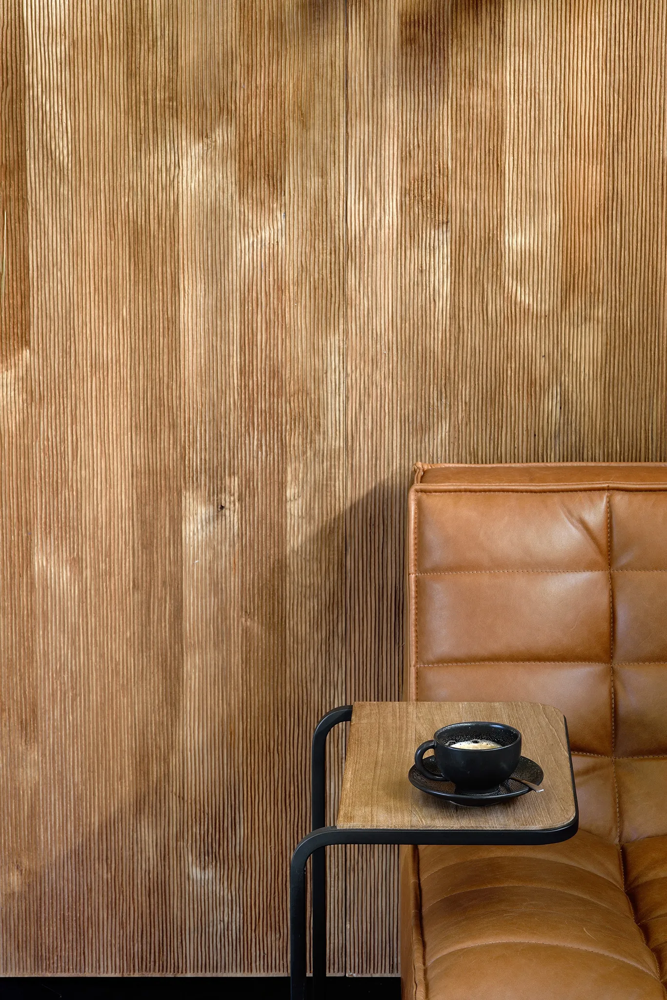 Poltrona N701, Pelle old saddle Ethnicraft