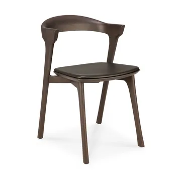 Sedia Bok con seduta in pelle - Rovere tinto marrone-pelle scura - Ethnicraft
