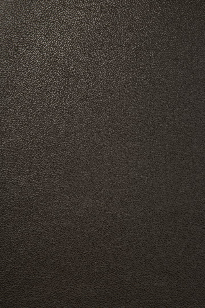 Sedia Bok con seduta in pelle, Rovere tinto marrone-pelle scura Ethnicraft