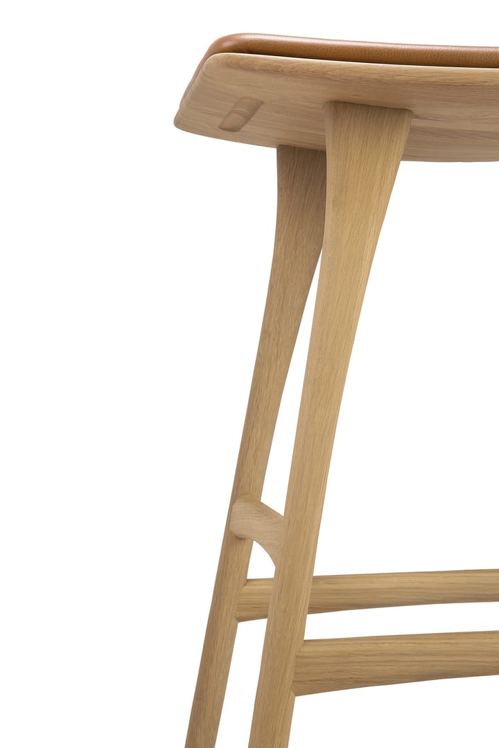 Sgabello alto Osso Counter 67 cm, Rovere laccato Ethnicraft