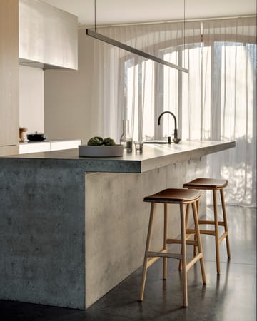 Sgabello alto Osso Counter 67 cm - Rovere laccato - Ethnicraft