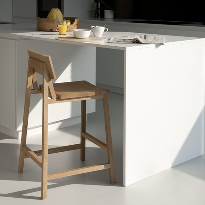Sgabello N3, Olio cerato rovere 49x50 cm Ethnicraft