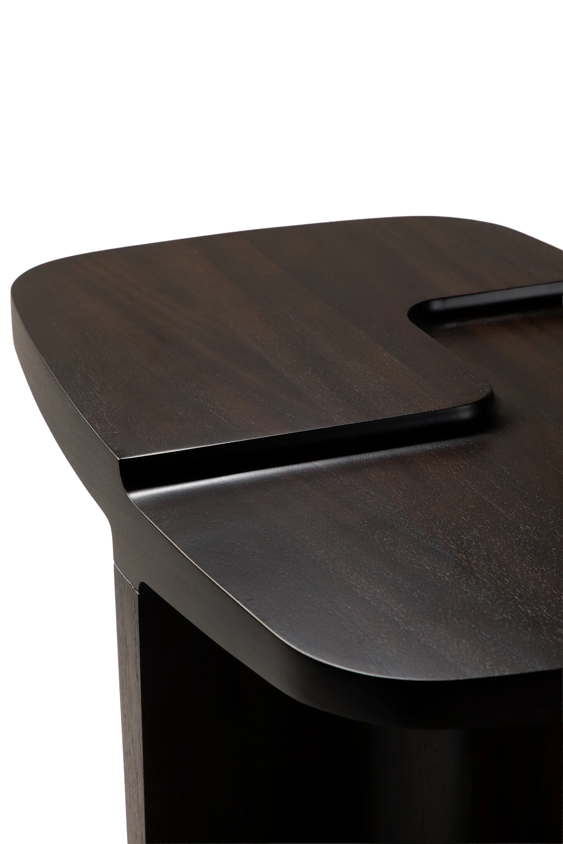 Tavolino laterale Brutalist, Mogano marrone rosa, 60x40 cm Ethnicraft