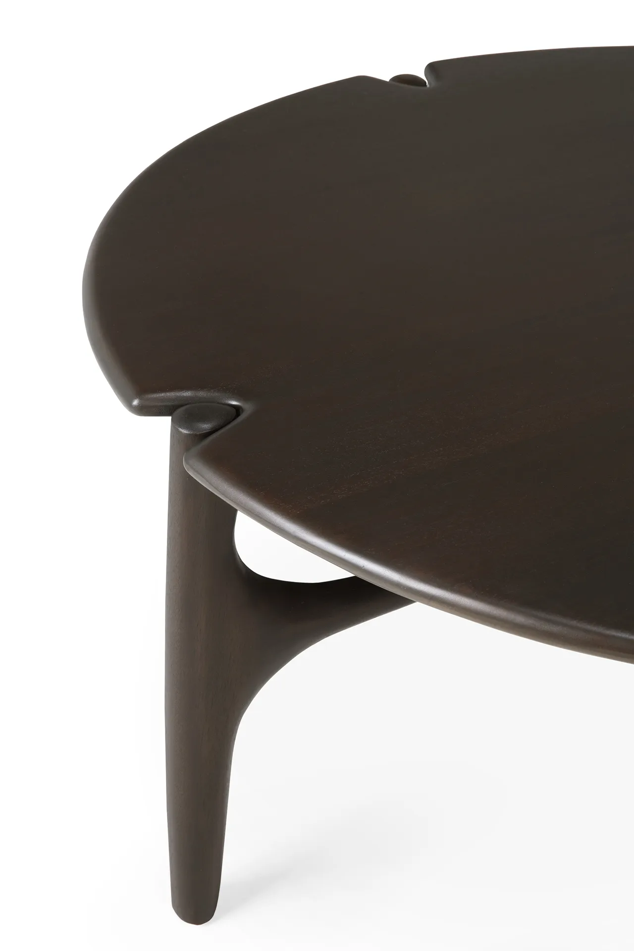 Tavolino PI Ø80 cm, Mogano verniciato Ethnicraft