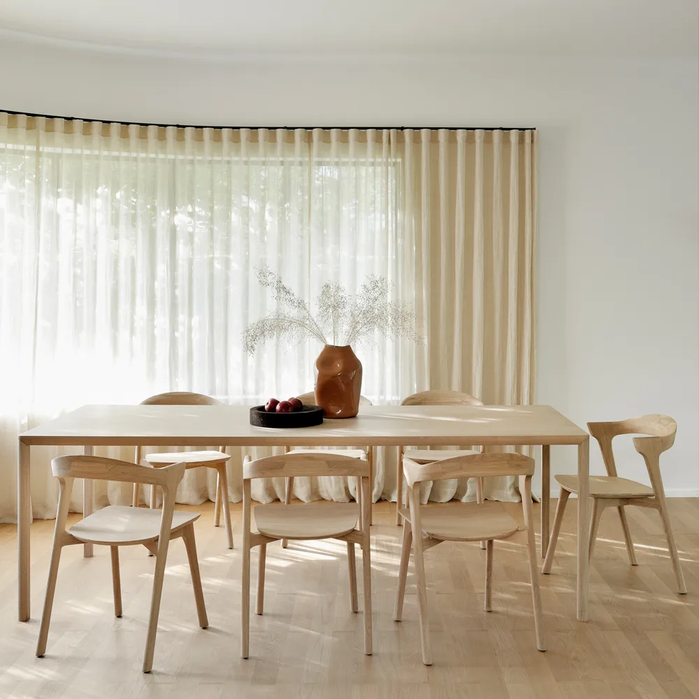 Tavolo Air , Rovere laccato 90x180 cm Ethnicraft