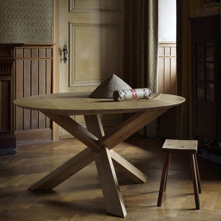 Tavolo Circle, Rovere laccato ø163cm Ethnicraft