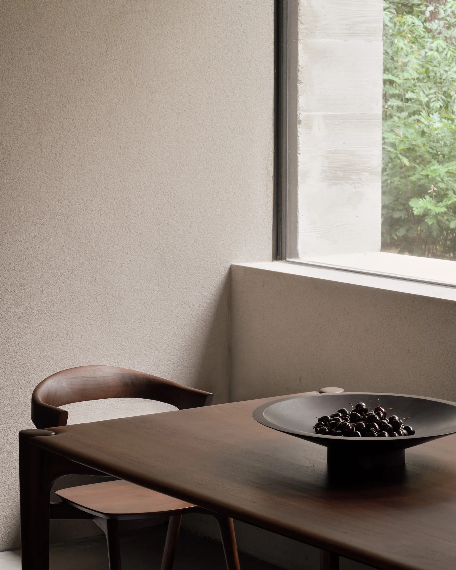 Tavolo da pranzo PI, Teak verniciato marrone, 160x80 cm Ethnicraft