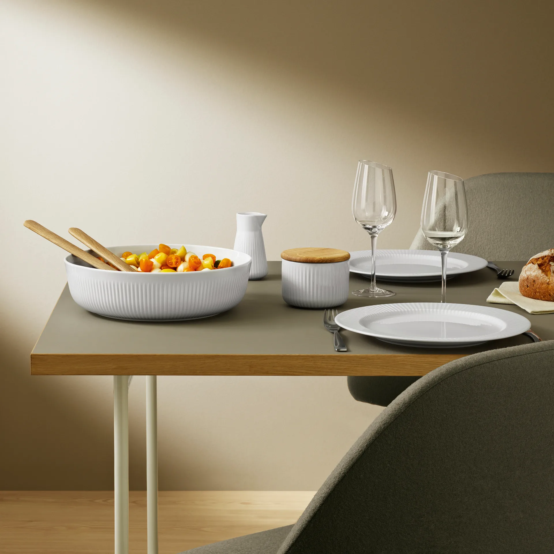 Ciotola con cucchiaio Eva Trio Legio Nova , Bianco Eva Solo