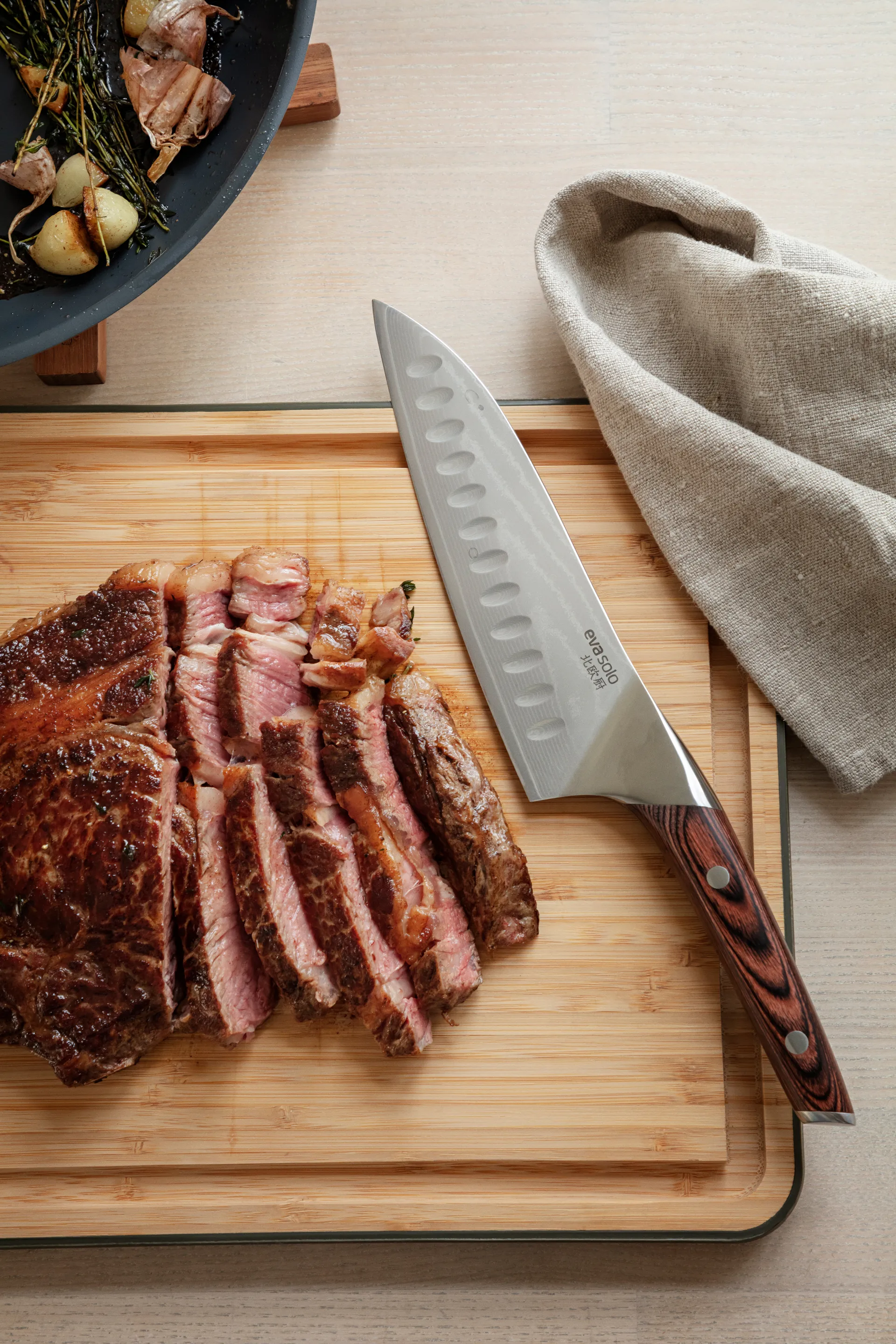 Coltello santoku Nordic Kitchen 18 cm, Acciaio damascato Eva Solo