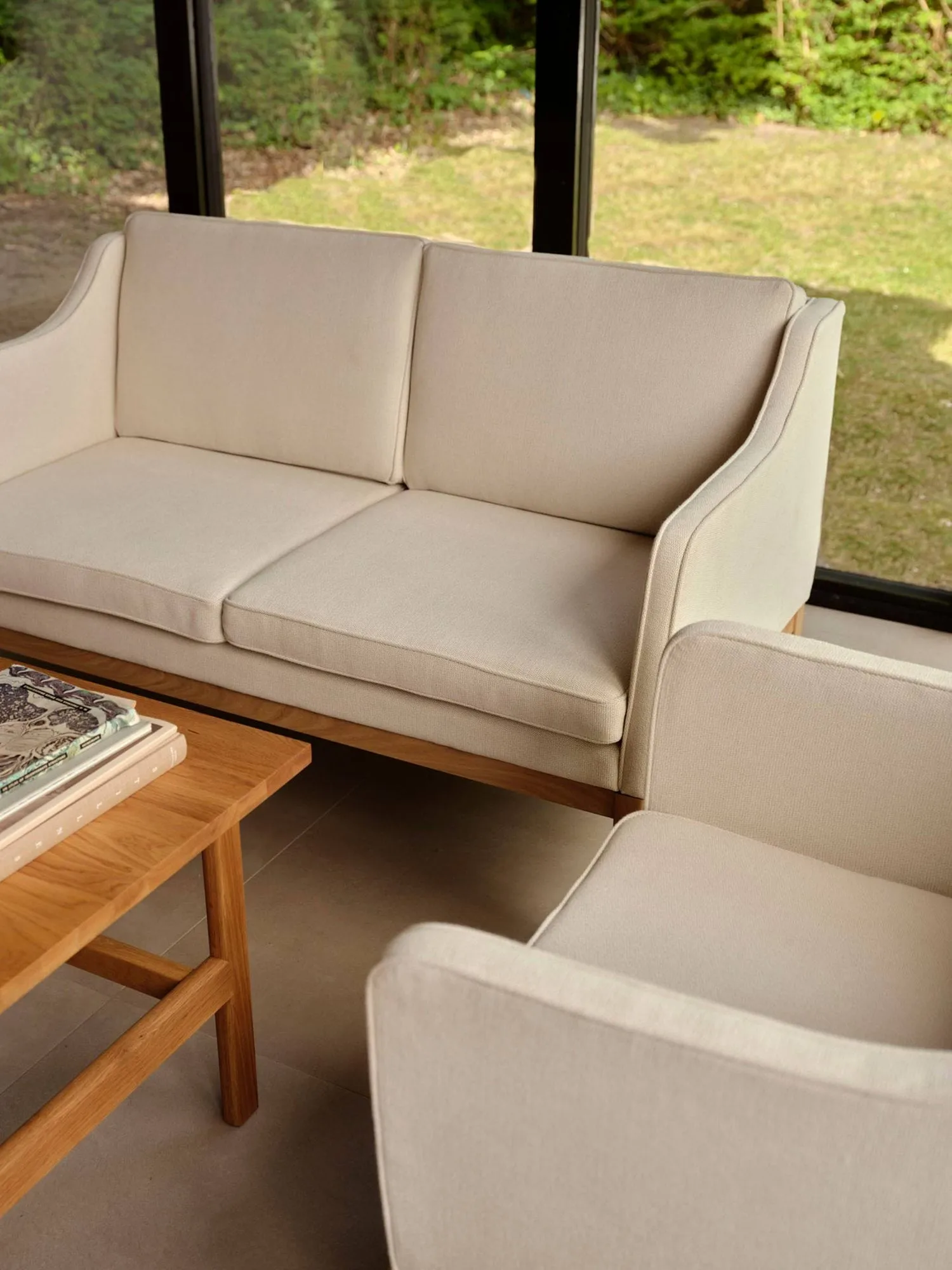 L46 MK155 easy chair poltrona, Rovere laccato-pelle nero FDB Møbler