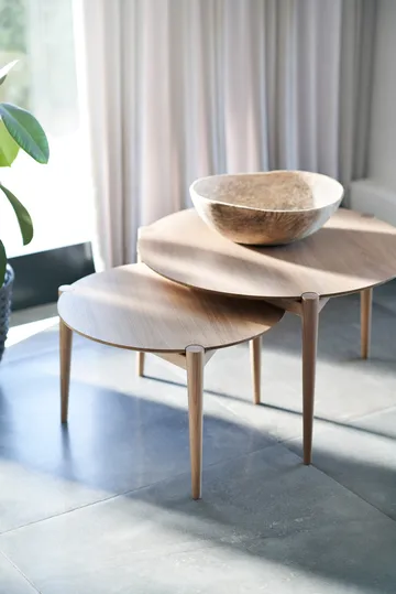 Tavolino da salotto Søs D102 Ø55 cm - Rovere naturale laccato - FDB Møbler