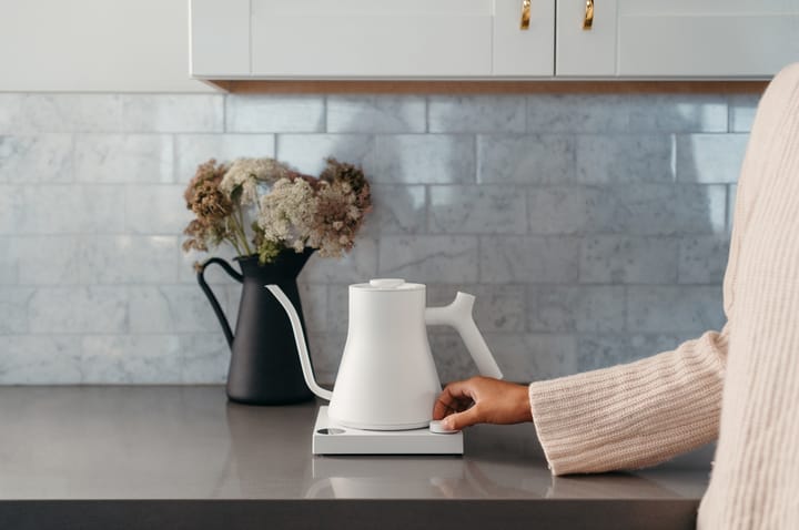 Bollitore elettrico Stagg EKG Pro 0.9 L, Bianco opaco Fellow