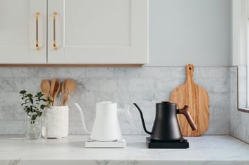 Bollitore elettrico Stagg EKG Pro 0.9 L - Nero opaco-noce - Fellow