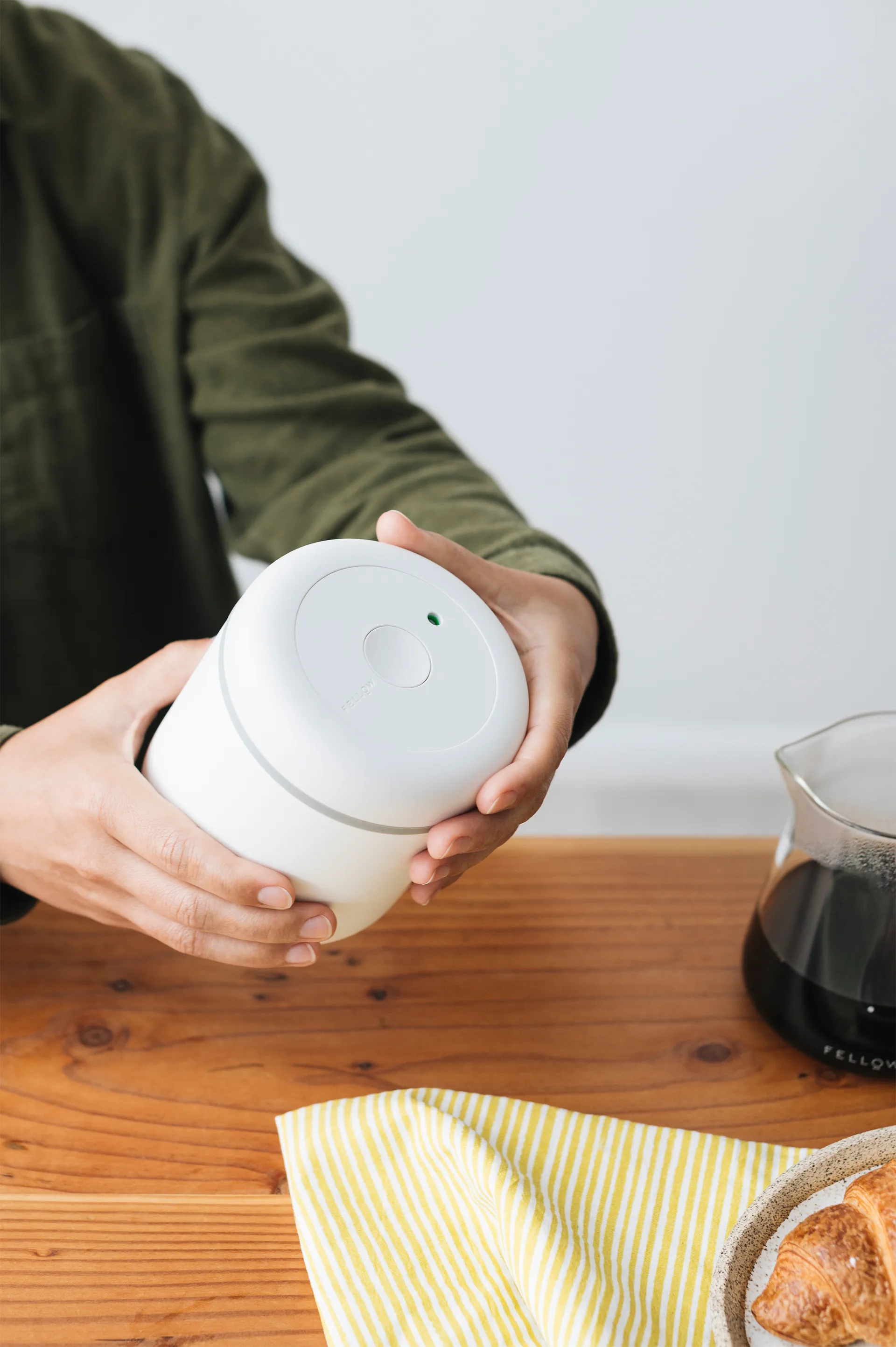 Contenitore sottovuoto Atmos 0,7 L, Bianco Fellow