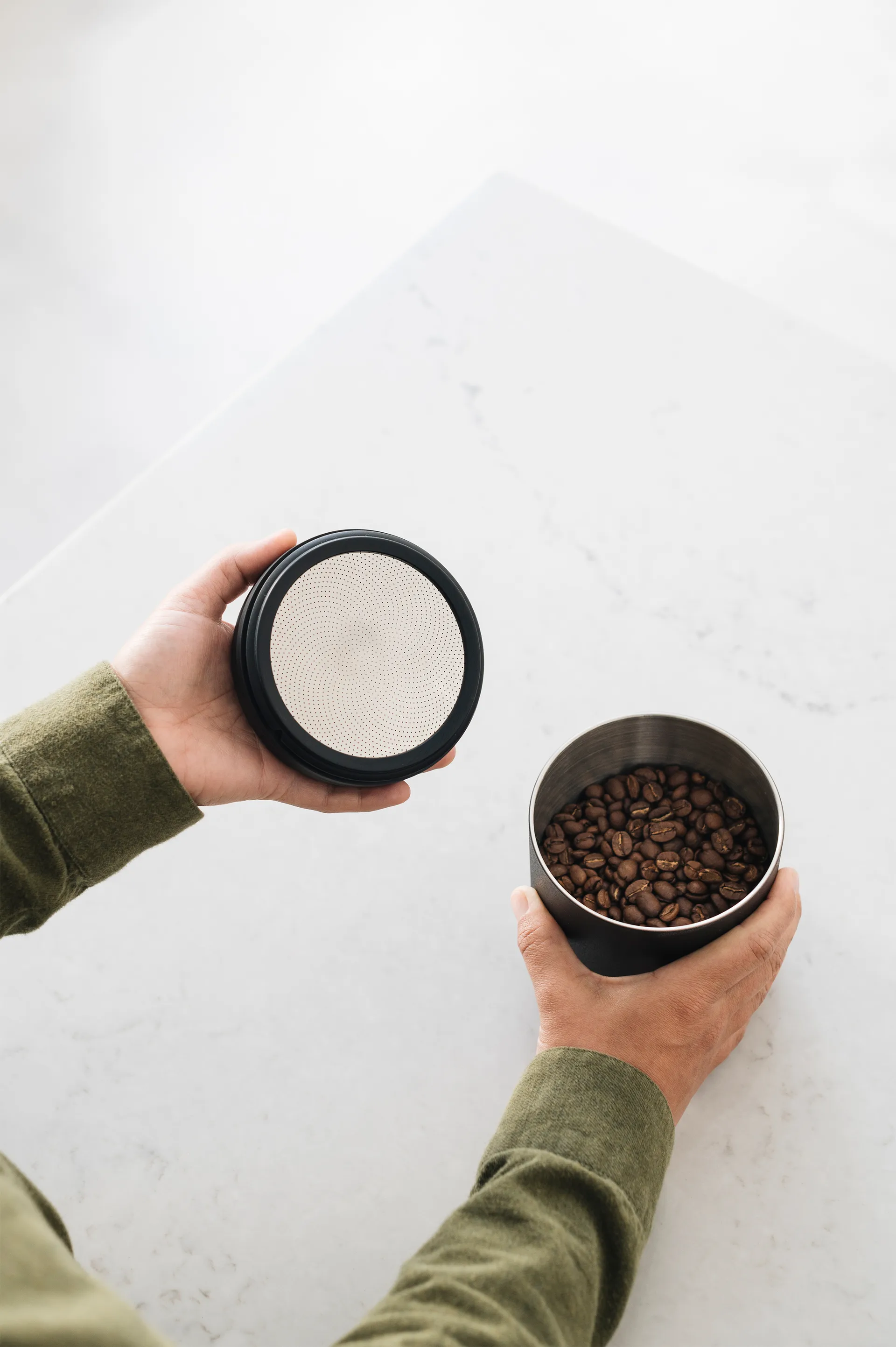 Contenitore sottovuoto Atmos 0,7 L, Nero opaco Fellow