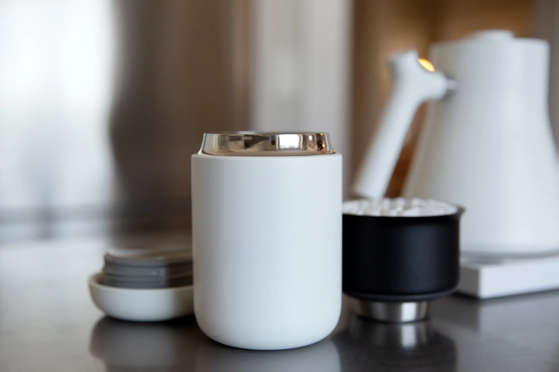 Tazza termica Carter con protezione antispruzzo 35 cl, Bianco opaco Fellow