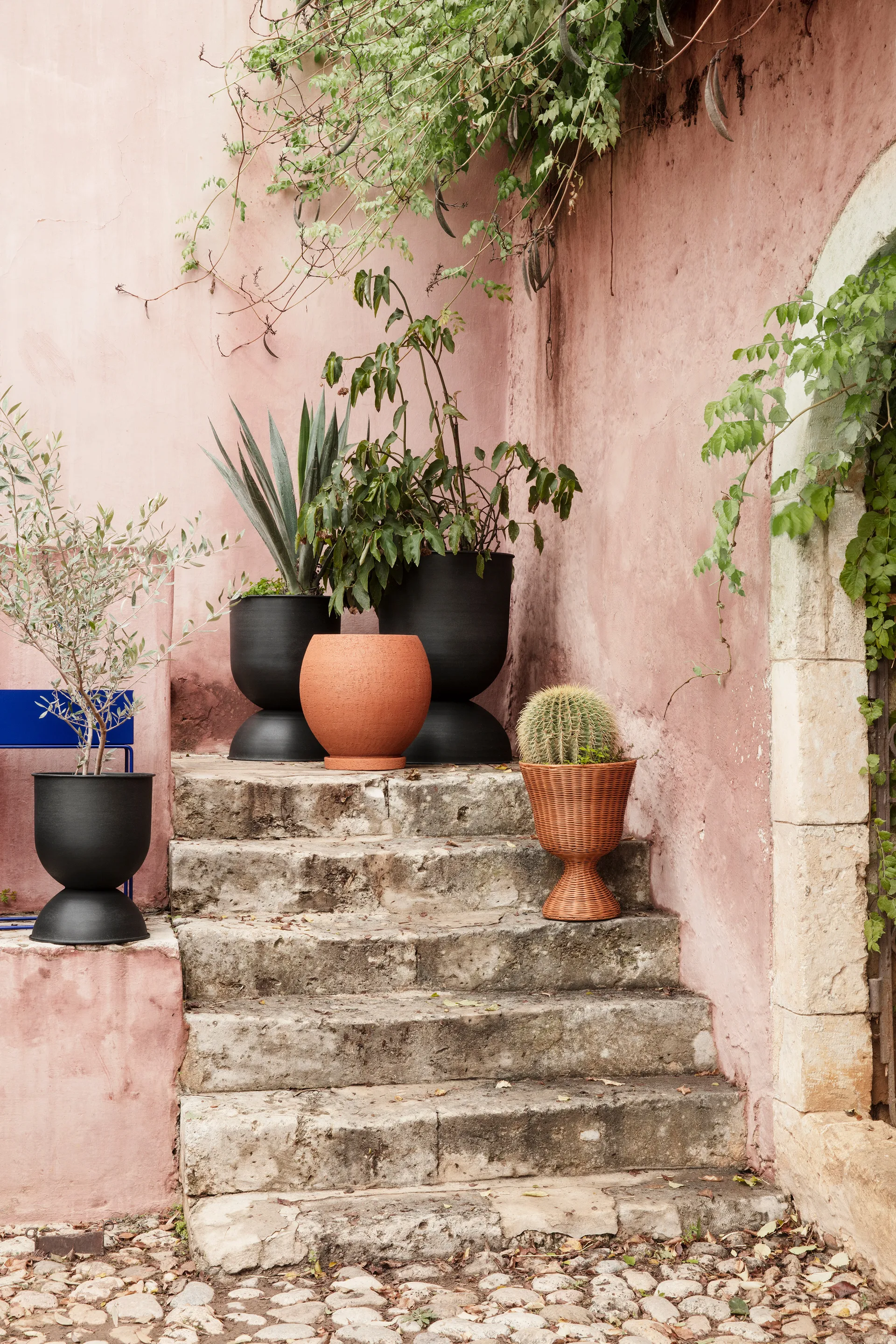 Alzatina per piante Agnes, Basso Ferm Living