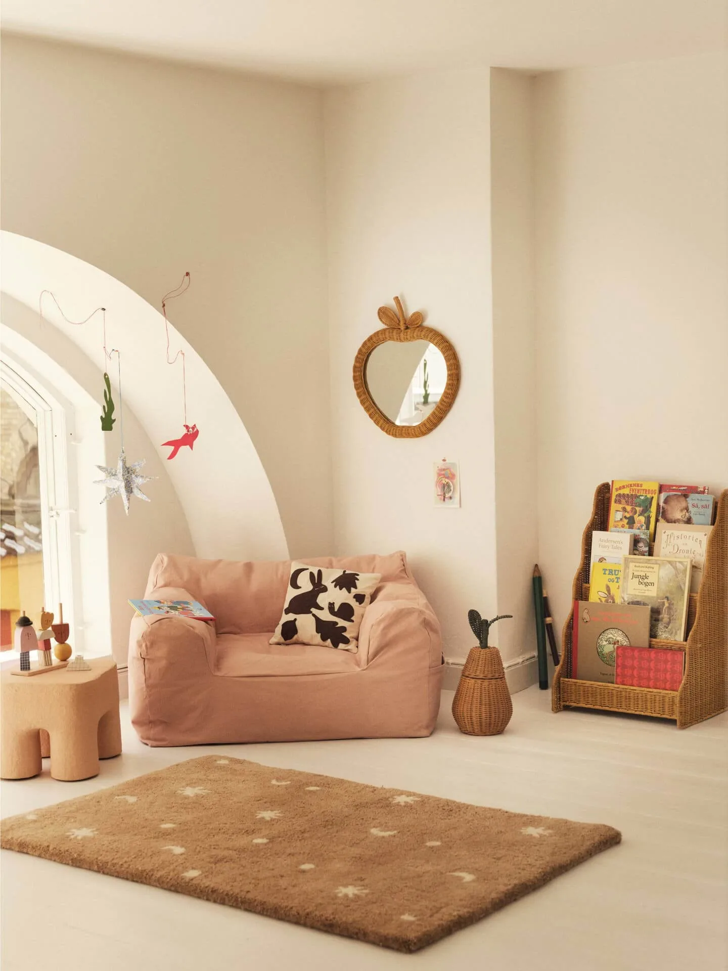 Apple braided specchio, Naturale, 40x3x45 cm Ferm Living