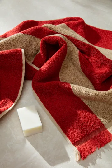 Asciugamano Alee 50x100 cm - Light camel-red - Ferm Living