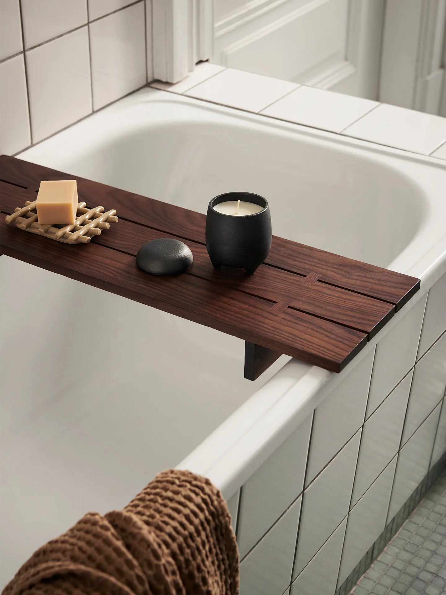 Candela nel barattolo Evoke, Alluminio annerito Ferm Living