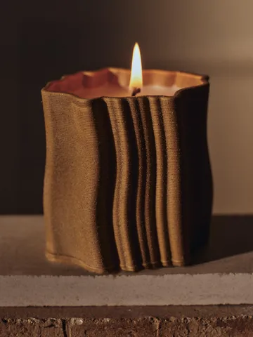 Candela profumata Rylith 53 h - Citronella - Ferm Living