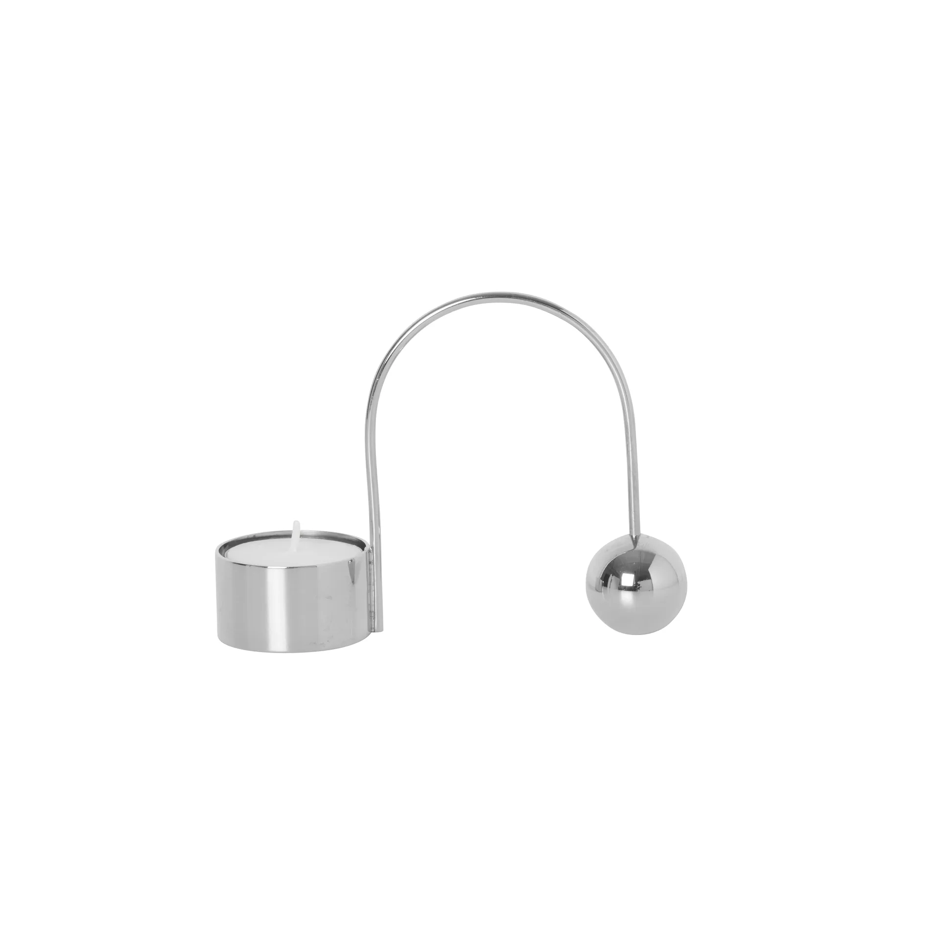 Candelieri cromati Balance, lumino Ferm Living
