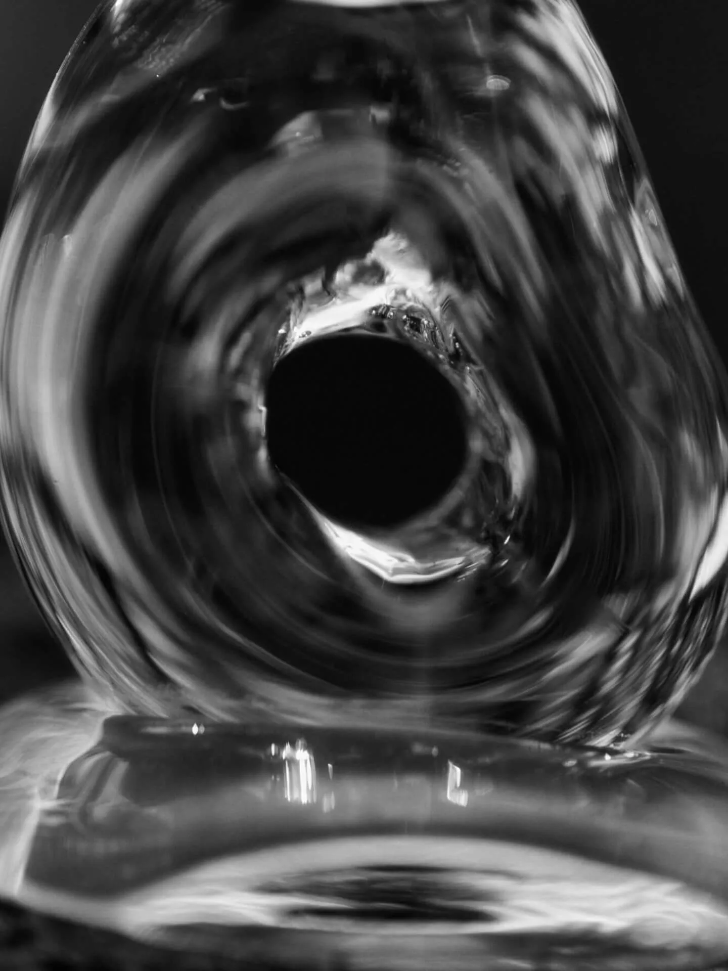 Centrotavola Damo in vetro piatto Ø21 cm, Trasparente Ferm Living