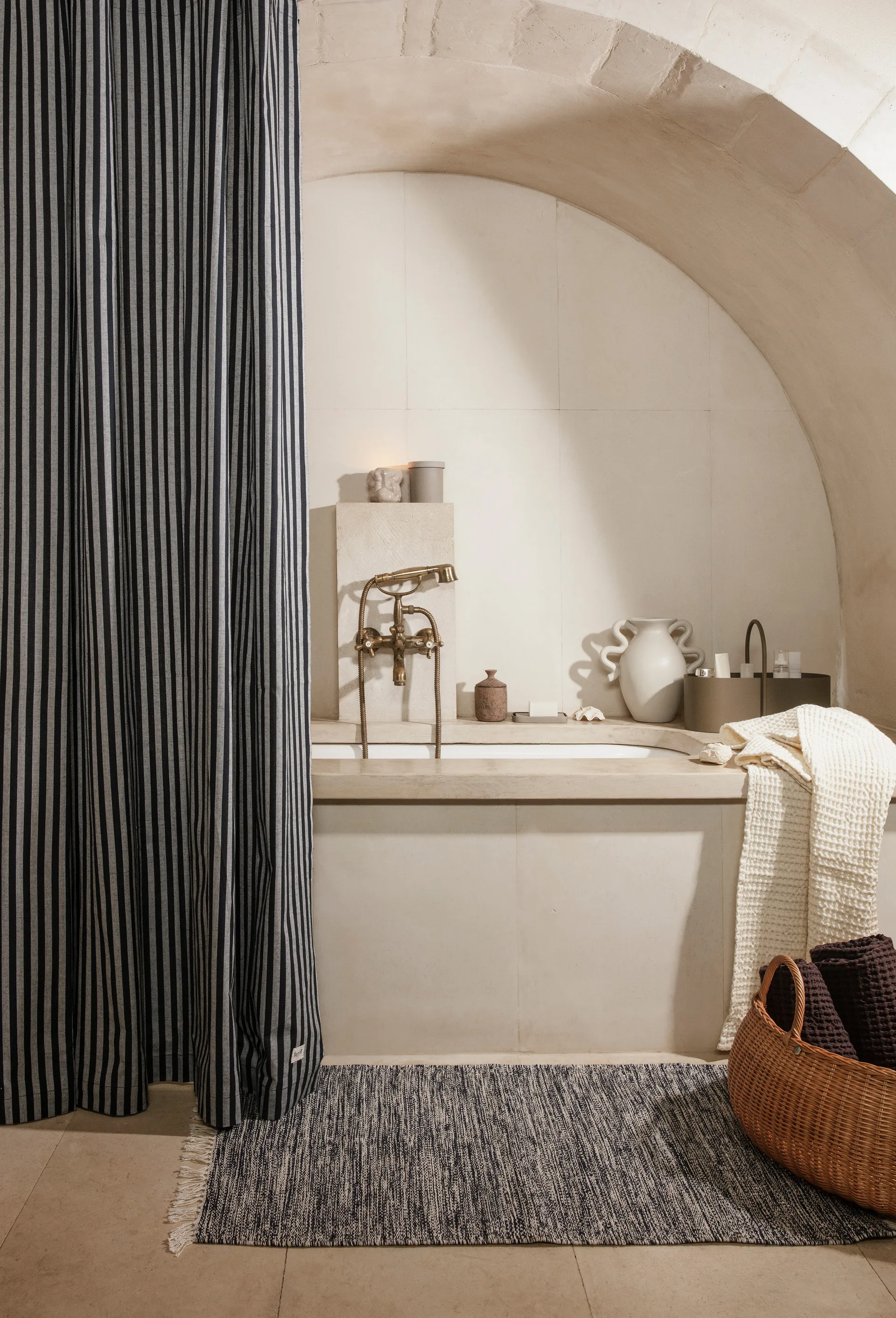 Cestino intrecciato - basso, Naturale Ferm Living