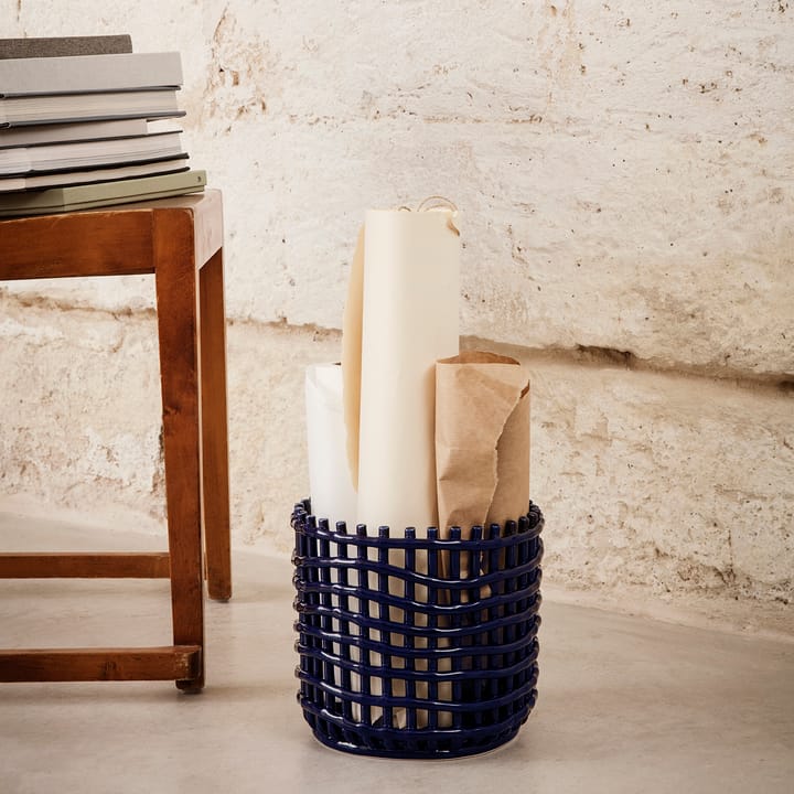 Cestino intrecciato in ceramica Ø 23,5 cm, blu Ferm Living