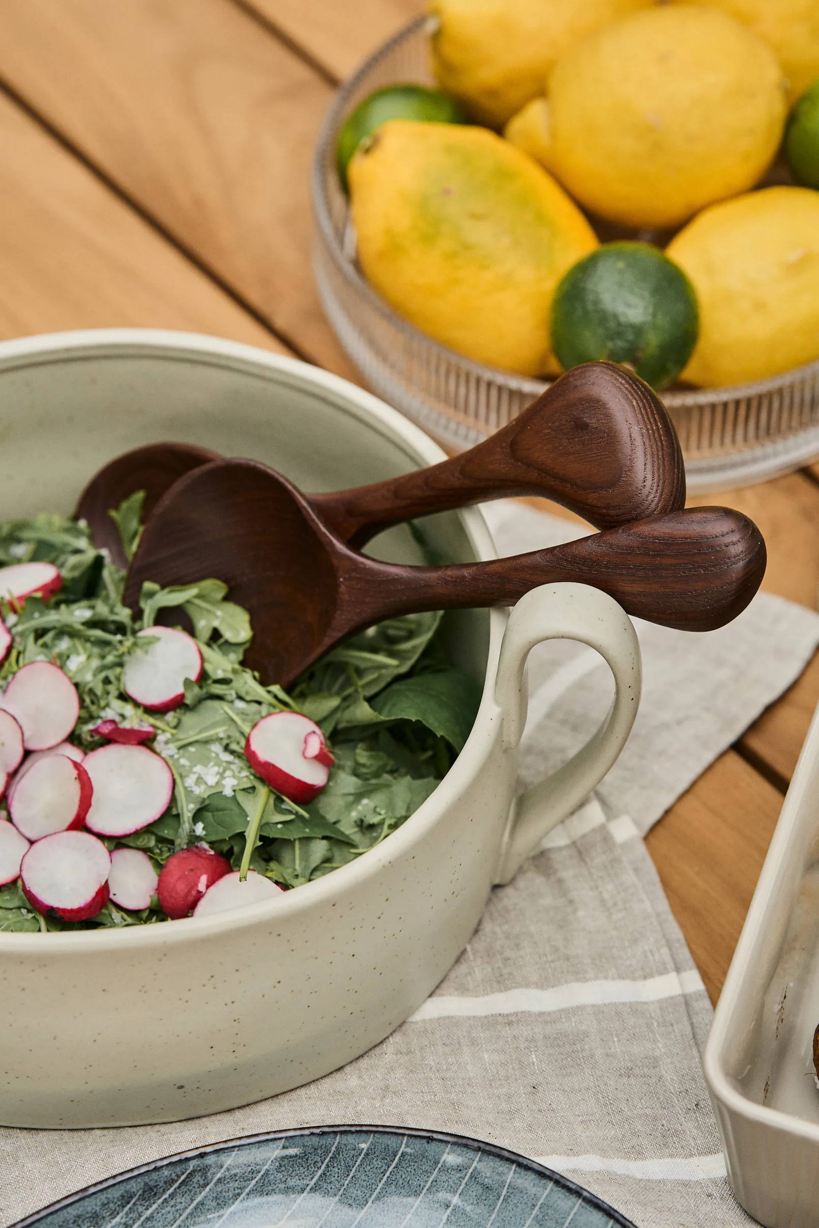 Ciotola centrotavola Flow, Off-white speckle Ferm Living